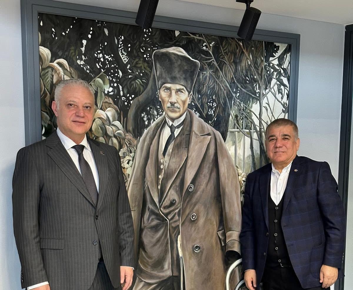 Matbaacılar Sitesi Başkanı Bayram Sarıkaya’dan Ramis Topal’a Ziyaret