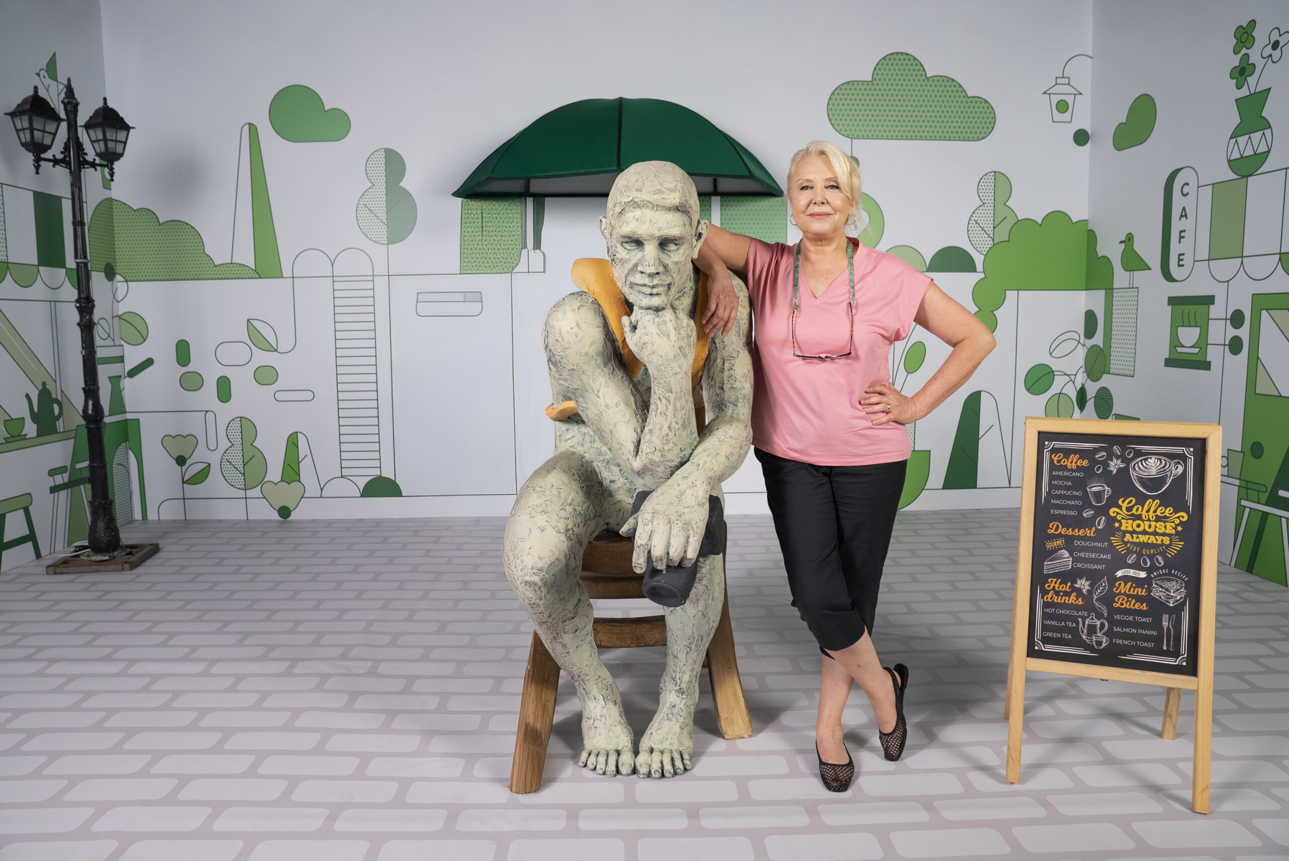 Hayata Varım” Projesi Depresyona Işık Tutuyor: Nergis Kumbasar’dan Yalnızlığa ve Kimlik Krizine Dokunan Performans