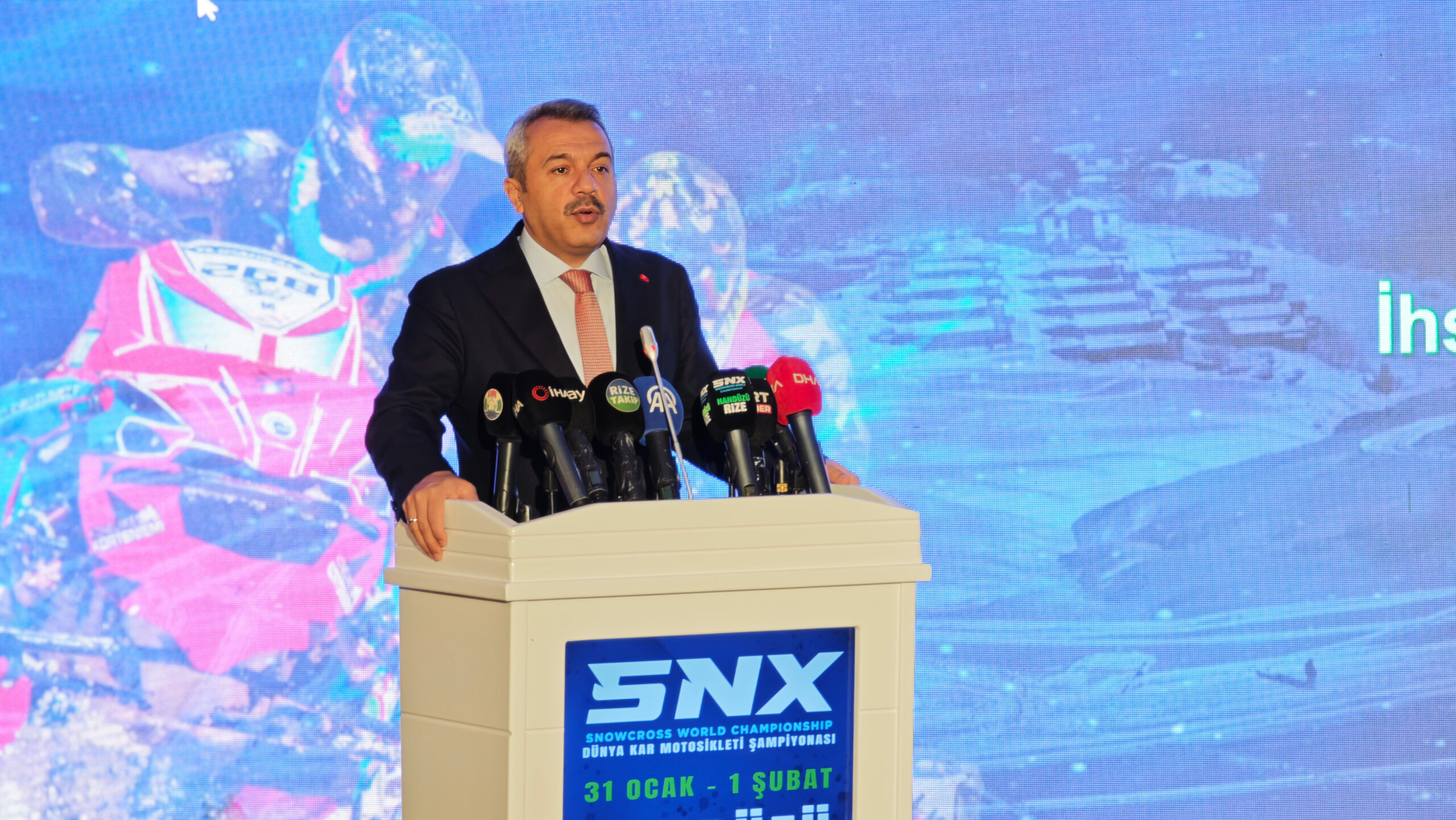 Dünya Kar Motosikleti Şampiyonası Rize Handüzü’nde yapılacak Uluslararası Motosiklet