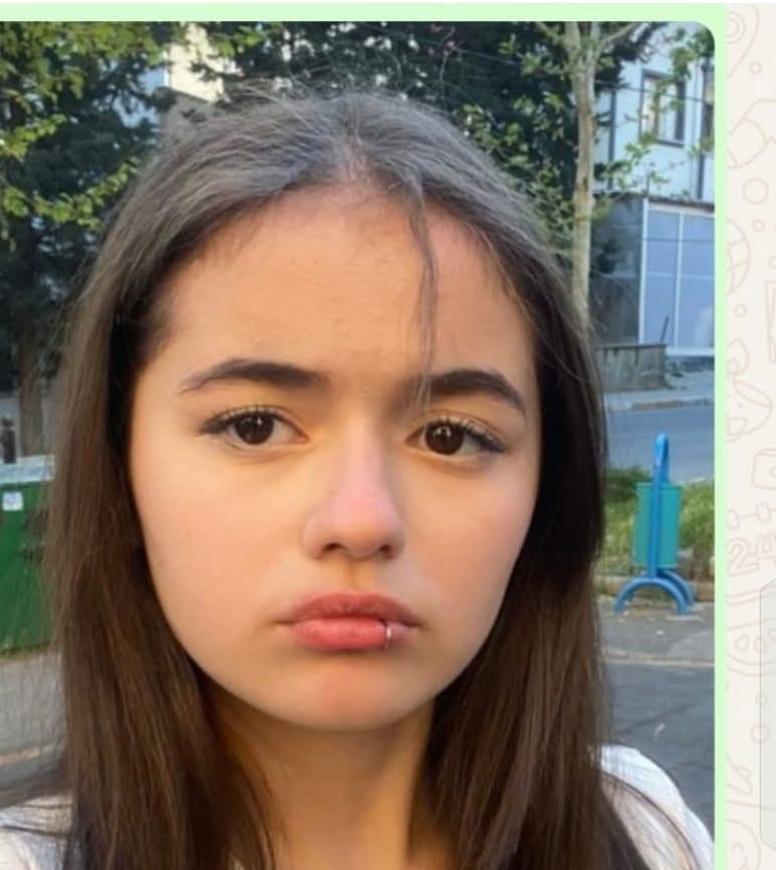 Sancaktepe’de 12 Yaşındaki Duru Arslan Kayıp: Aile Endişeli