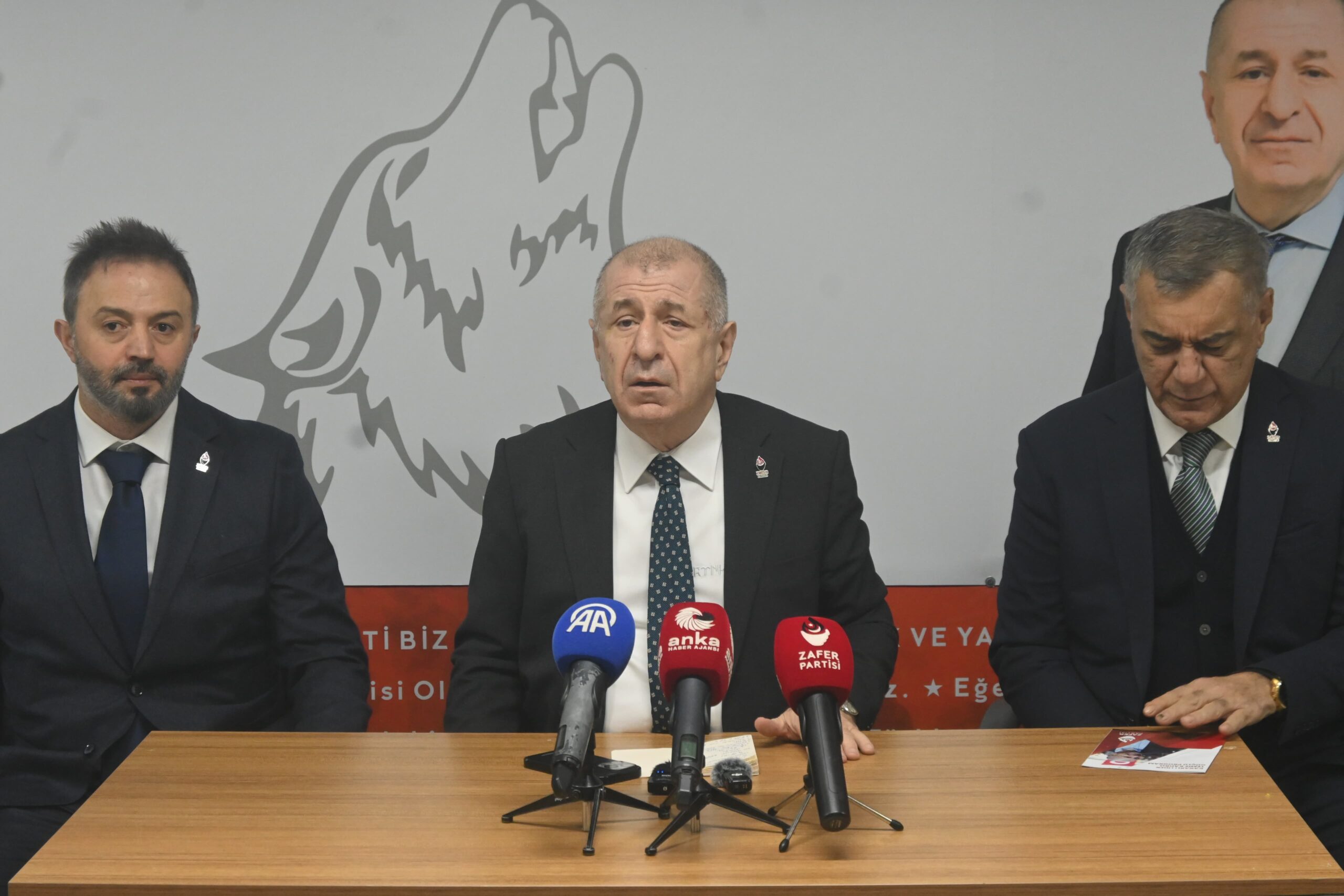 Zafer Partisi Genel Başkanı Ümit Özdağ Tuzla’da Konuştu: “Türkiye Zengin Ama Halk Fakir, Bu Düzen Değişecek”