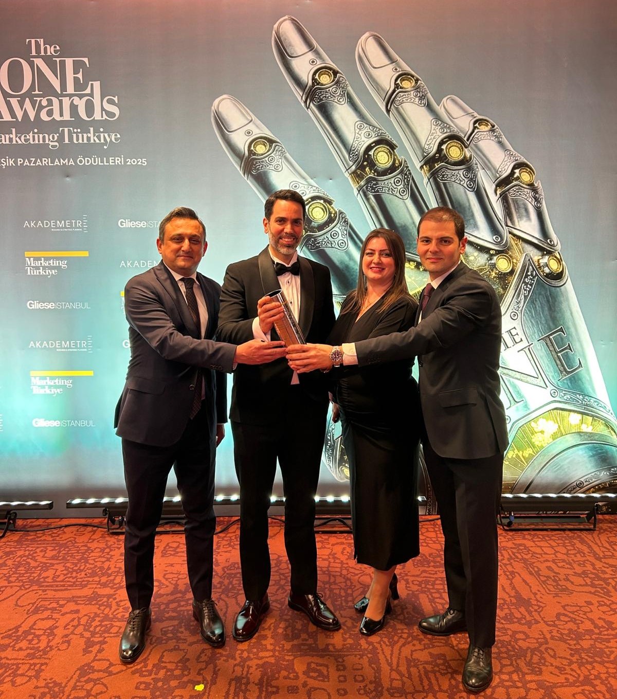 Memorial Sağlık Grubu’na The ONE Awards’ta Büyük Başarı: 3. Kez “Yılın En İtibarlısı”