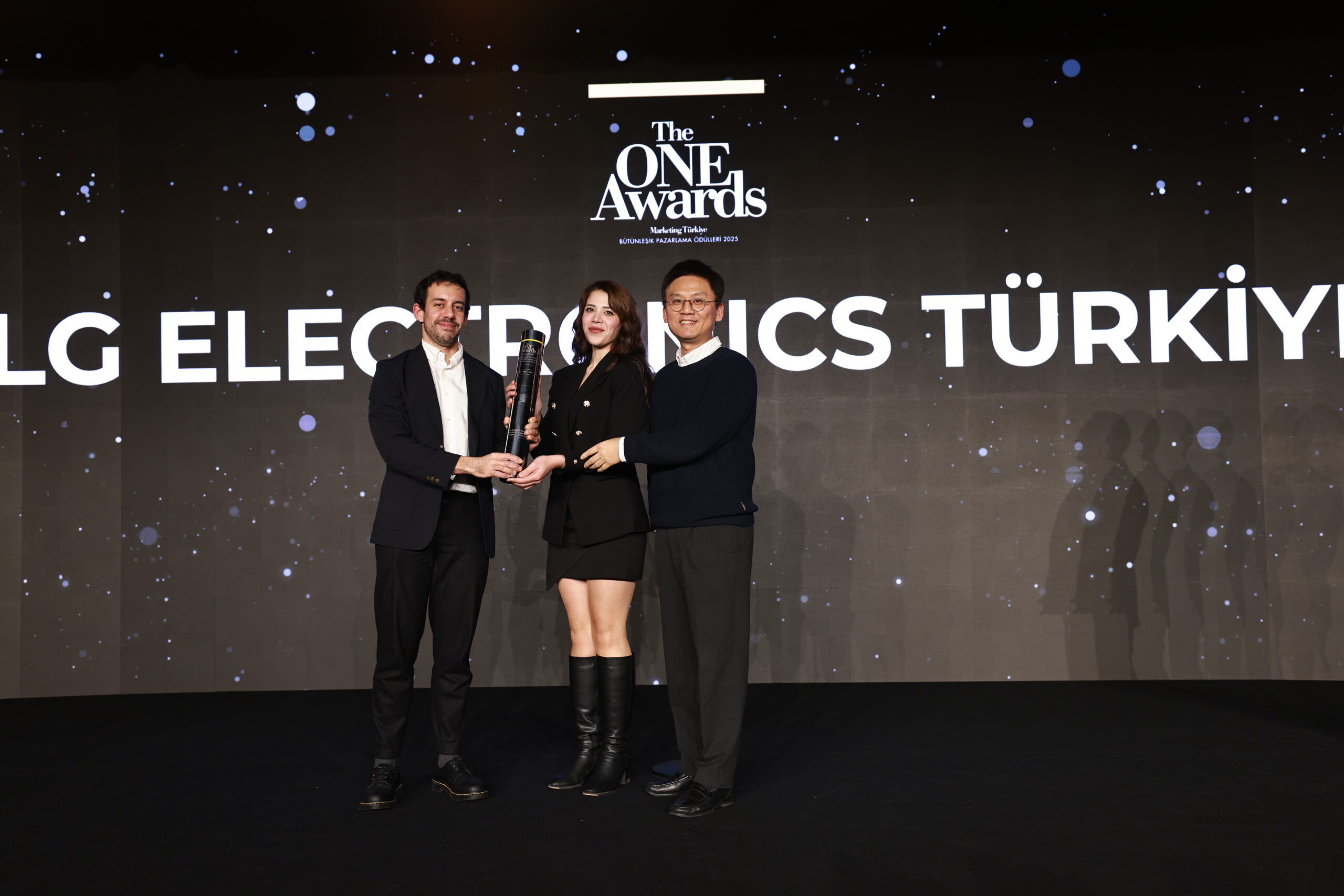 LG’ye The ONE Awards’ta Büyük Başarı: 5. Kez “Yılın En İtibarlı TV Markası”