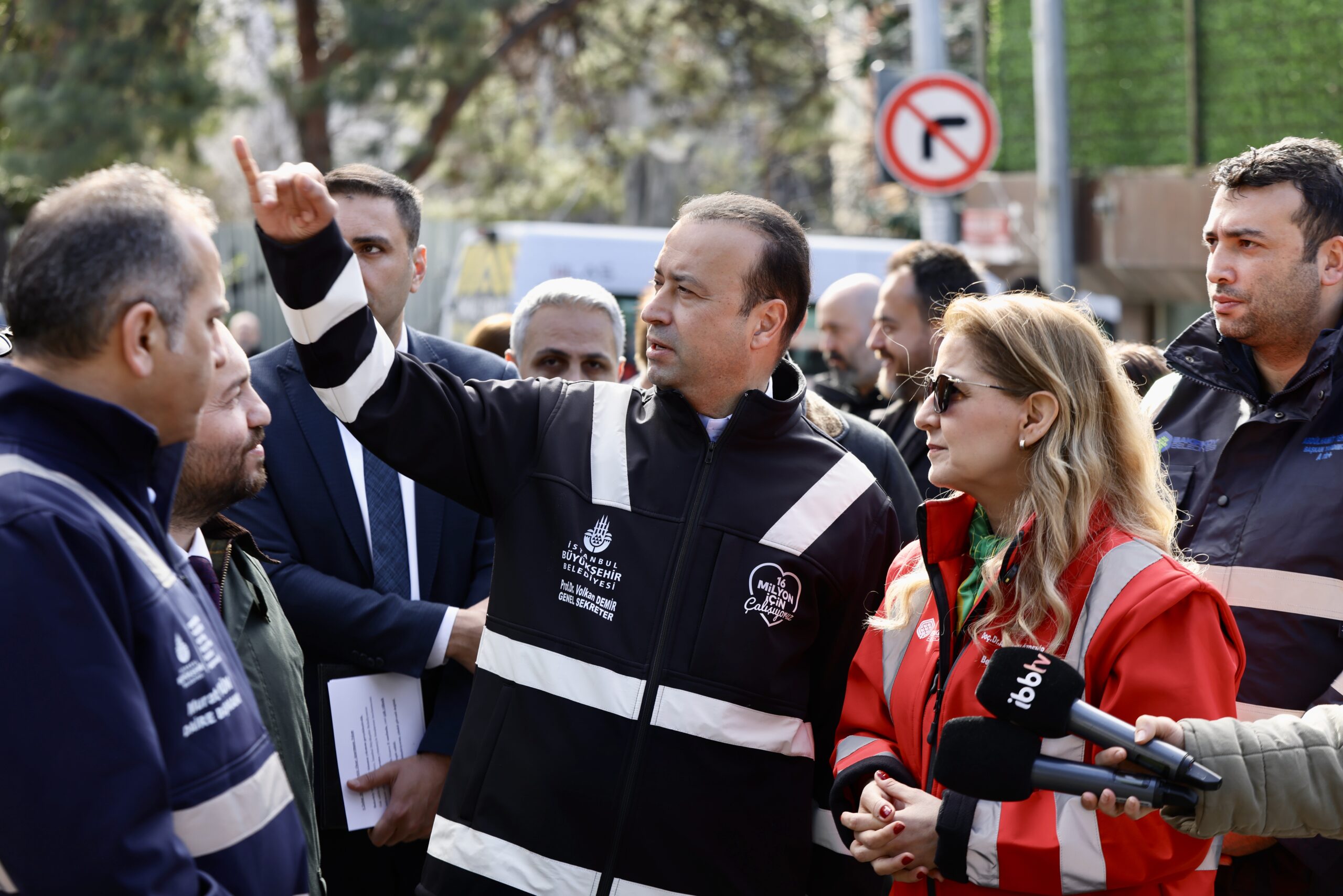 Bakırköy’de Çok Yüksek Riskli Onur Apartmanı Yıkıldı