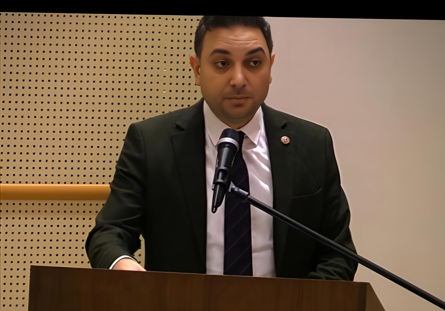 Mecliste Tansiyon Yükseldi: Ali Abbas Coşkun’dan “Kreş” Açıklaması