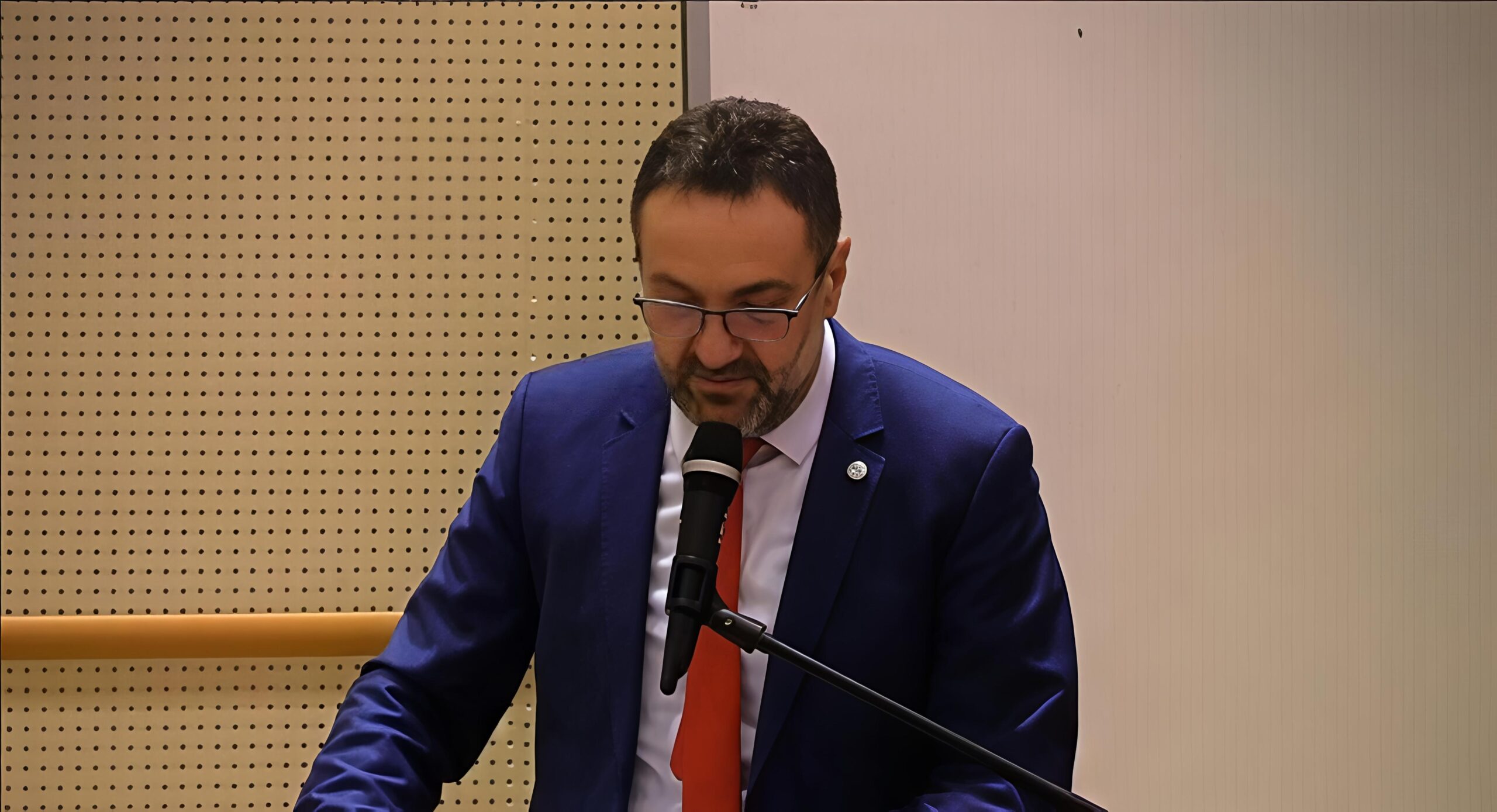 Çekmeköy Belediye Meclisi’nde Maneviyat ve Dayanışma Vurgusu CHP’li Soner Çiçekli: “Ramazan, Başkasının Açlığını Hissetme Vaktidir”