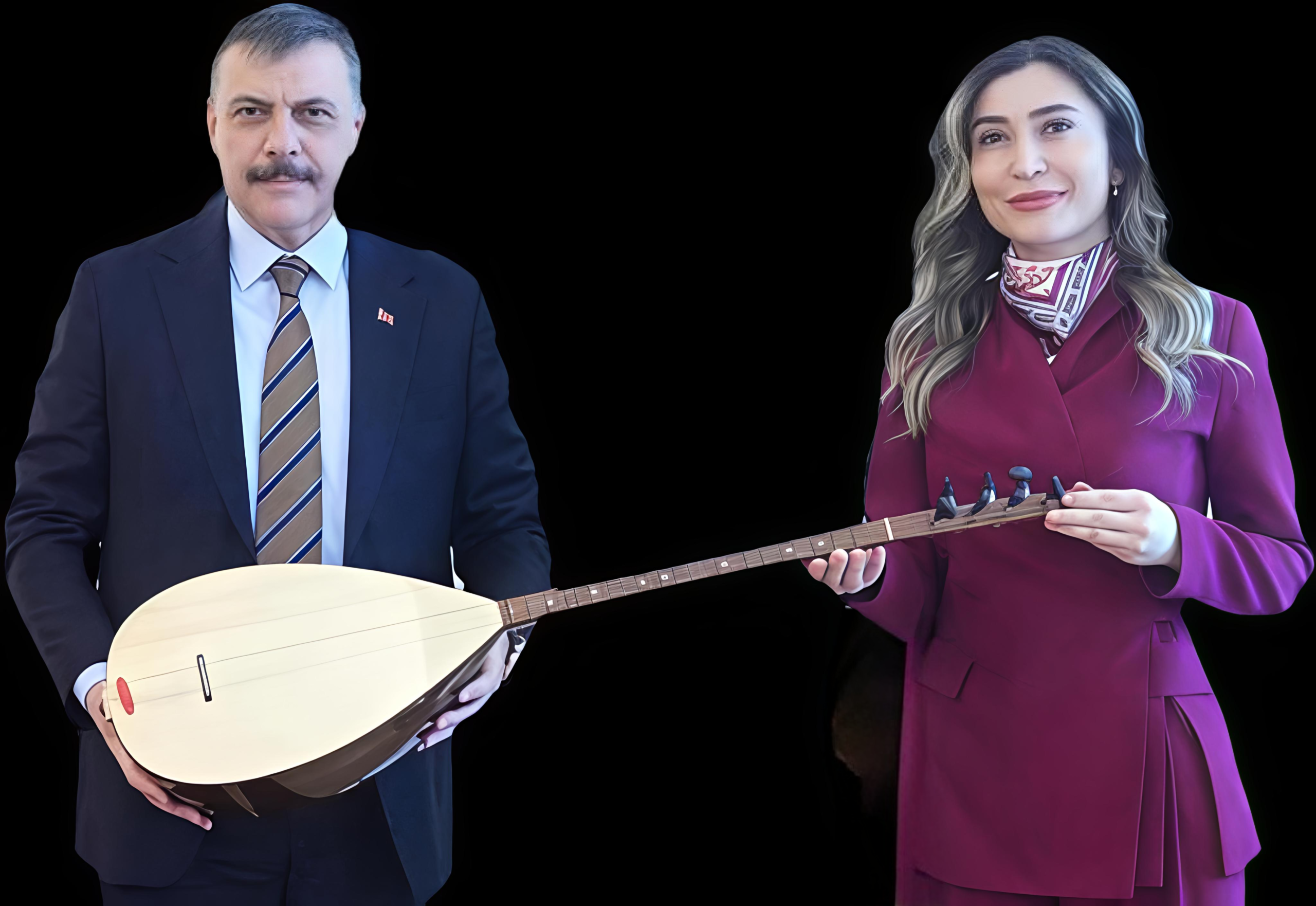 Alevi-Bektaşi Kültür ve Cemevi Başkanı Esma Ersin’in Bağlama Hediyesi Sosyal Medyada Tartışma Yarattı