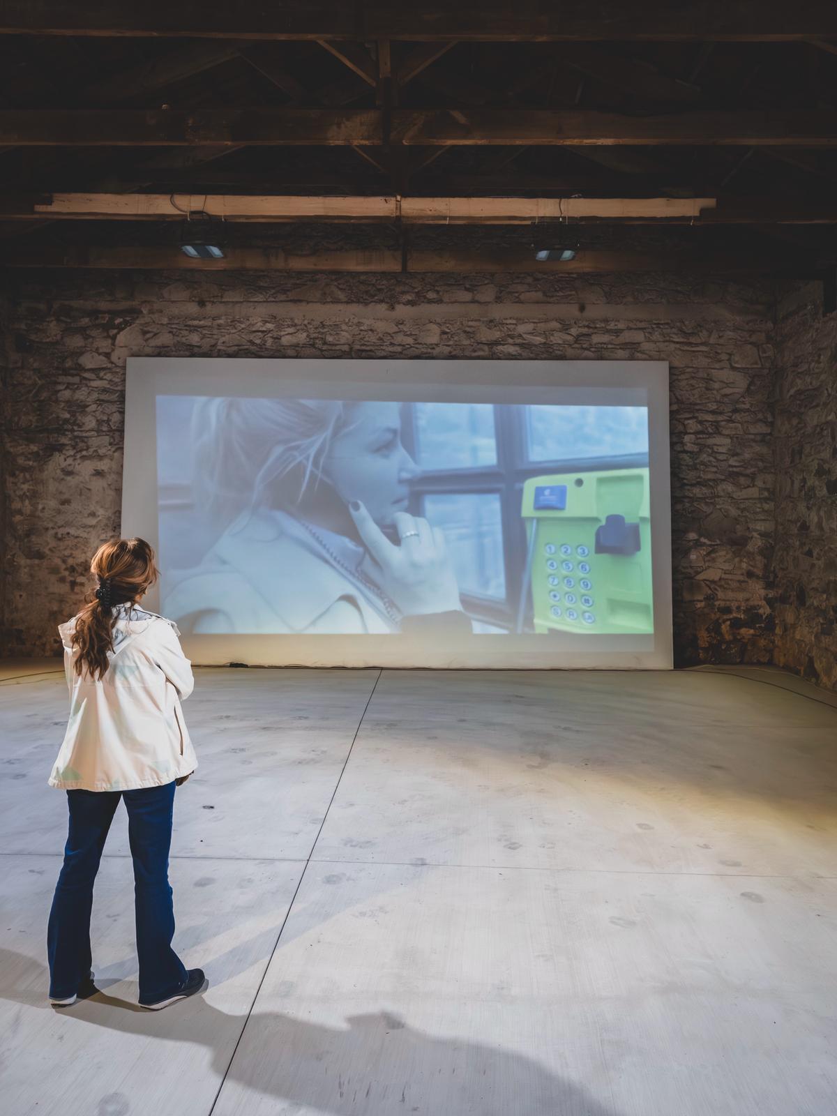 Basmane’de Sanatla İtiraz: “İmgeye İtiraz” Sergisi Kadın Temsilini Sorguluyor