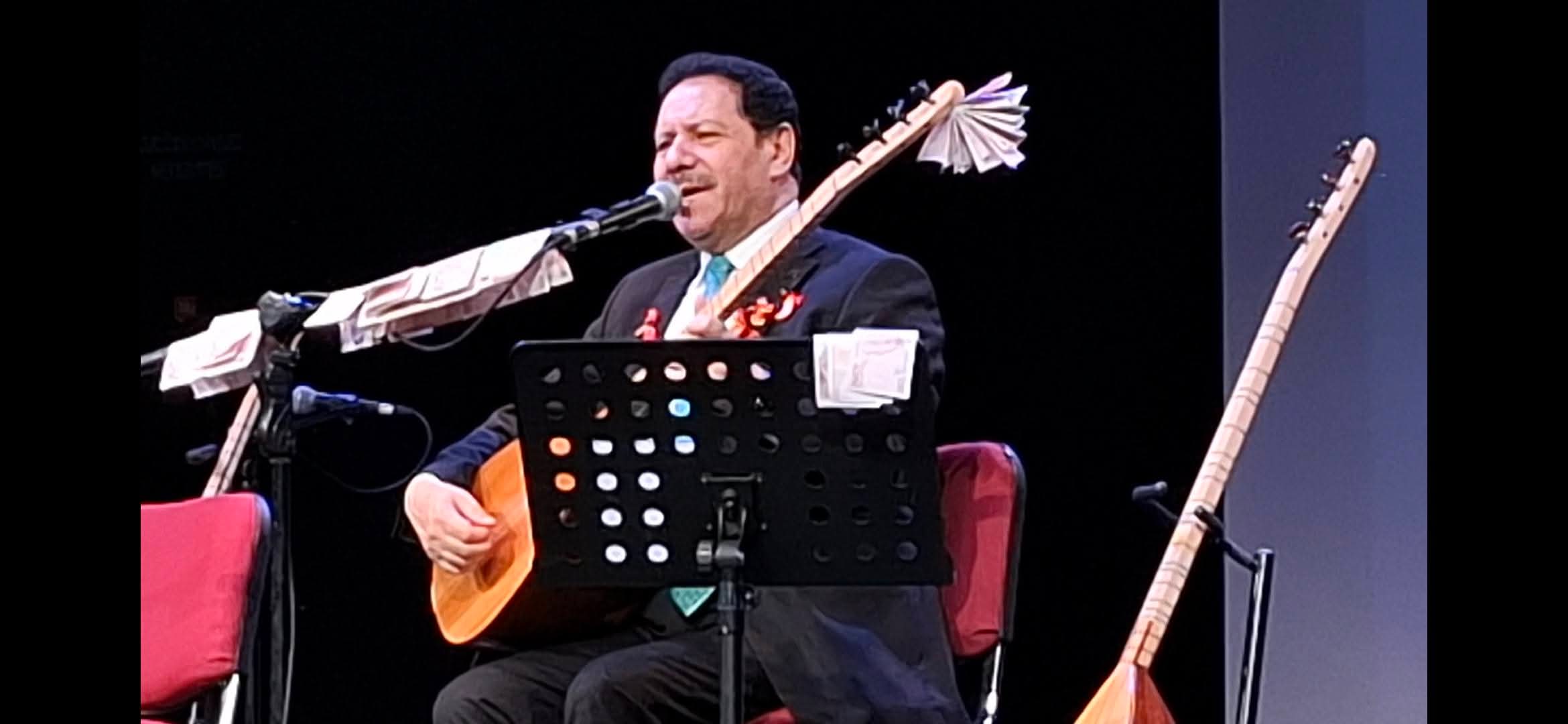 AŞIK MAKSUT FERYADI’DEN YARIM ASIRLIK SANAT JÜBİLESİ: 50. YIL COŞKUYLA KUTLANDI!