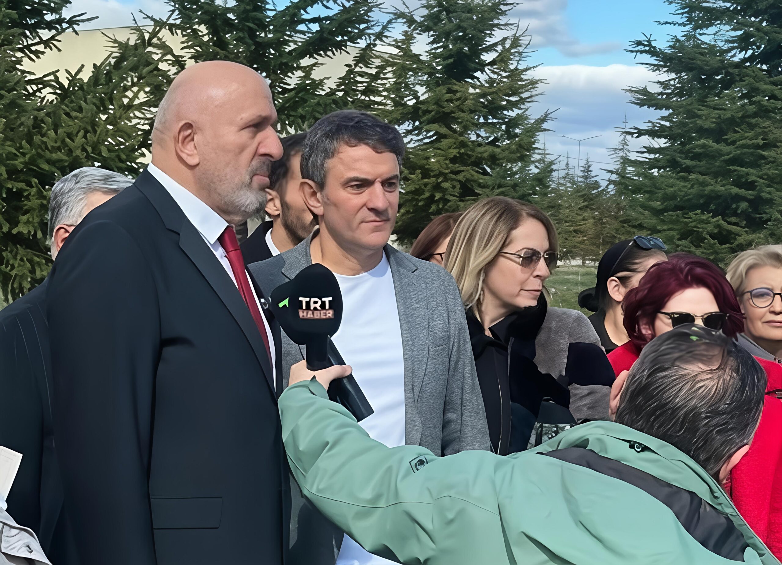 Türkiye Muhtarlar Konfederasyonu’ndan 8 Mart Ziyareti: Emekçi Kadınlara Saygı ve Farkındalık