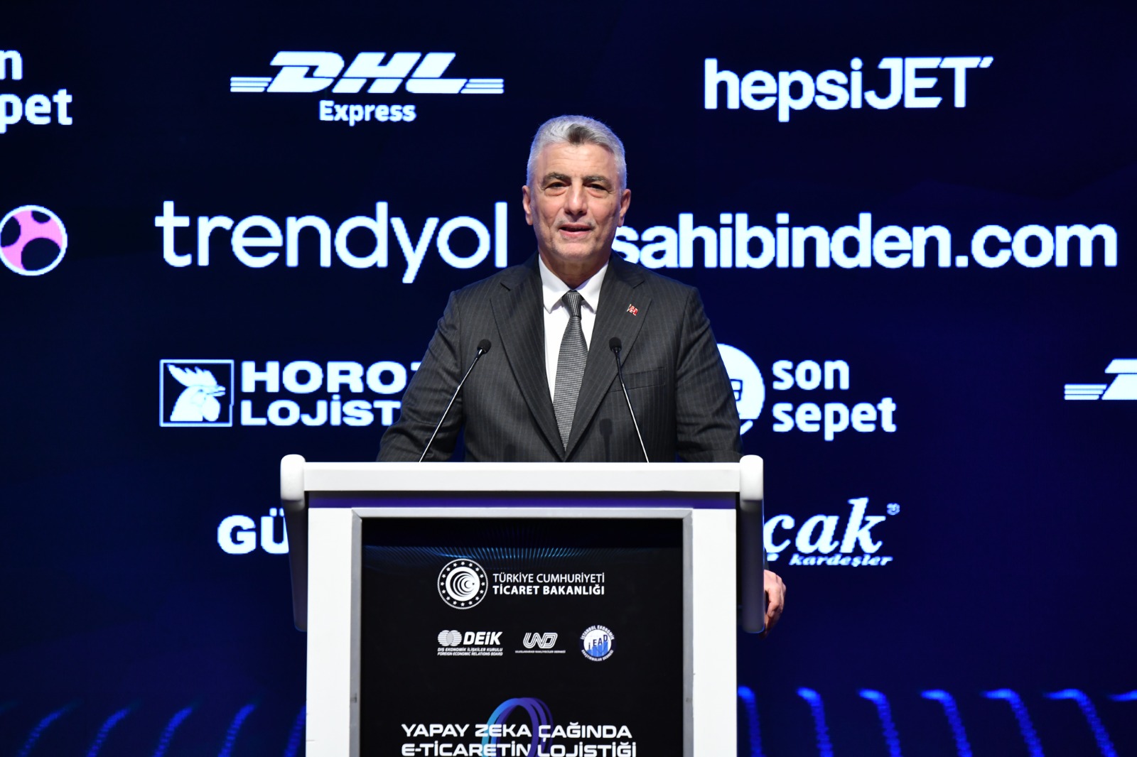 LOJİSTİKTE YAPAY ZEKA VE VİZE DEVRİMİ: BAKAN BOLAT’TAN TÜRK TIR ŞOFÖRLERİNE SUUDİ ARABİSTAN MÜJDESİ!