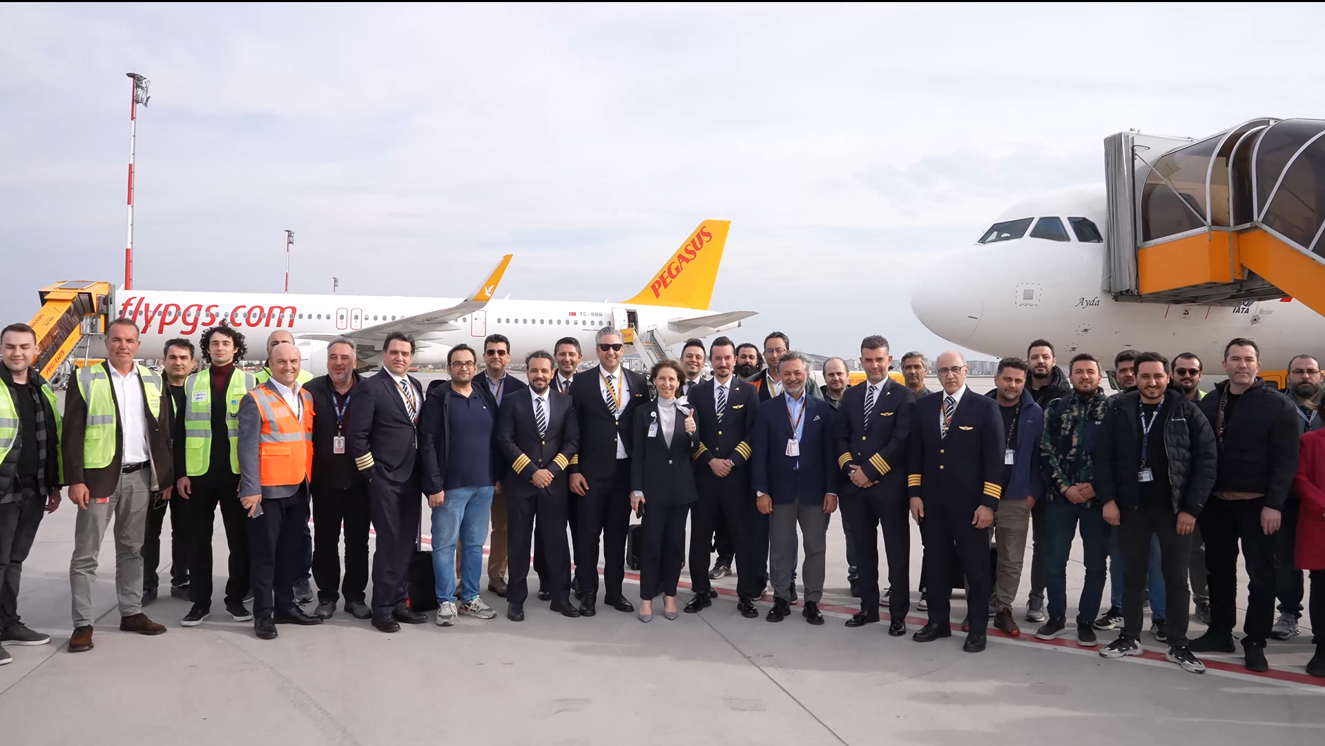 İran’da Mahsur Kalan Pegasus Uçağı 52 Gün Sonra İstanbul’a Döndü
