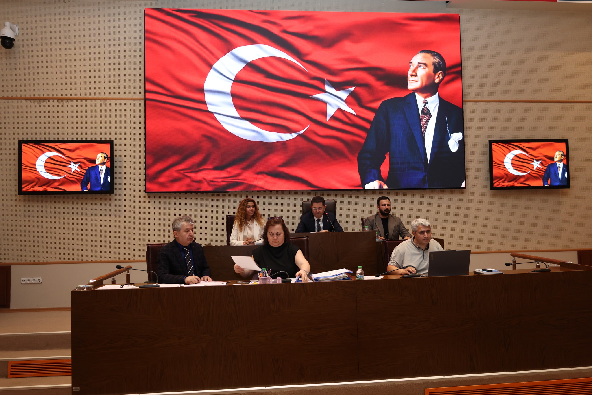 Çekmeköy Belediyesi Nisan Meclisi Toplandı: Başkan Vekilliğine Bora Kılıç Yeniden Seçildi