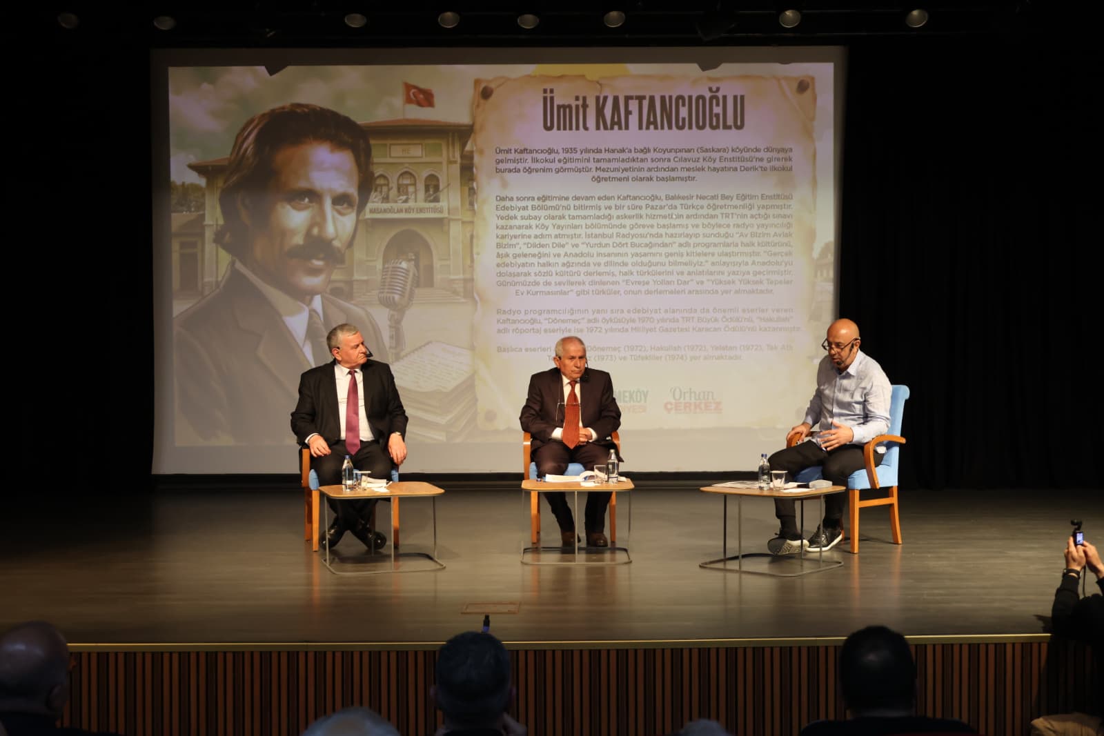 ÇEKMEKÖY’DE AYDINLANMA RÜZGÂRI: ÜMİT KAFTANCIOĞLU VE KÖY ENSTİTÜLERİ RUHU TAŞDELEN’DE YAŞATILDI!