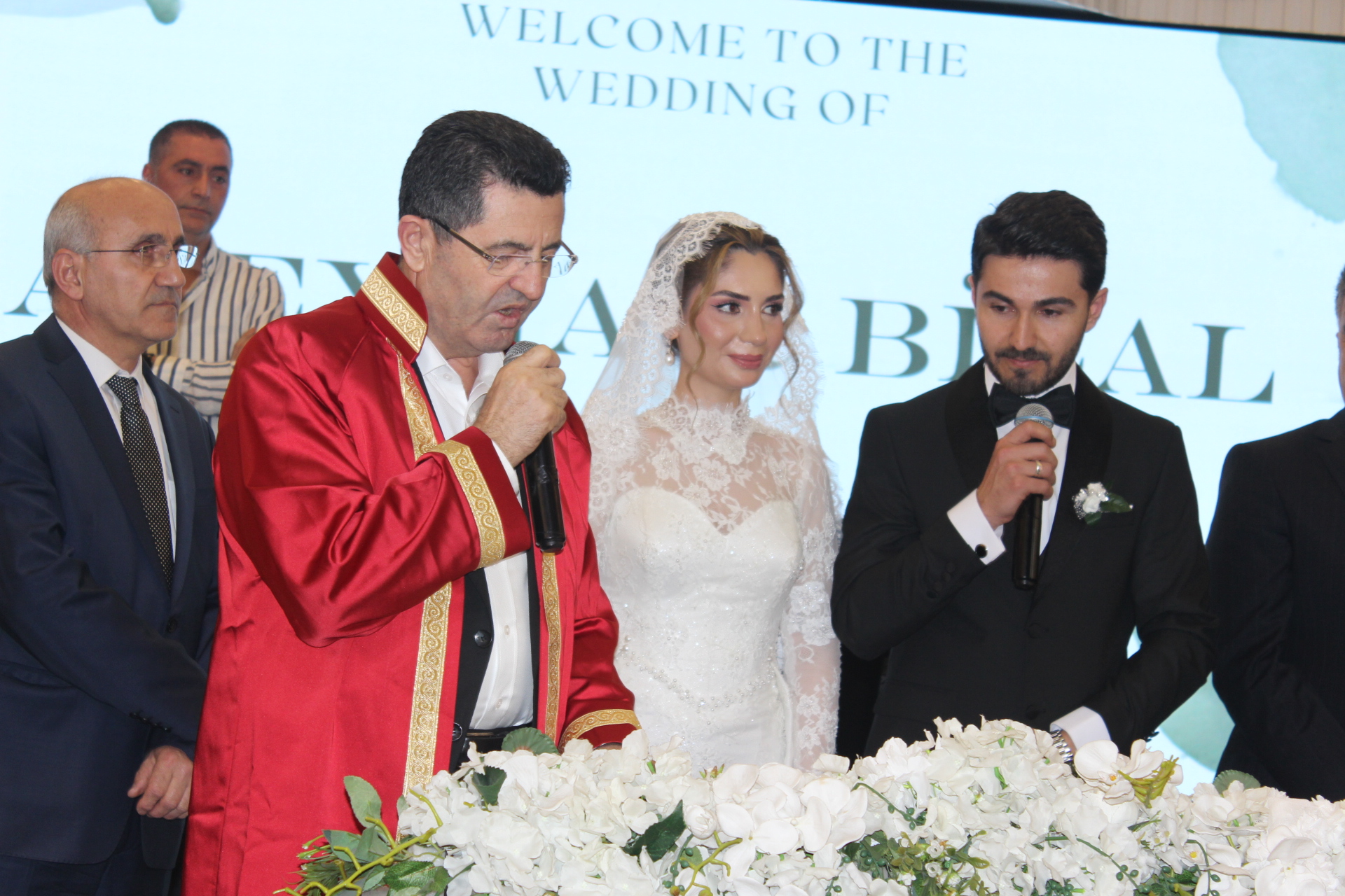 ÇEKMEKÖY’DE GÖRKEMLİ DÜĞÜN: YILMAZ AİLESİNİN MUTLU GÜNÜ