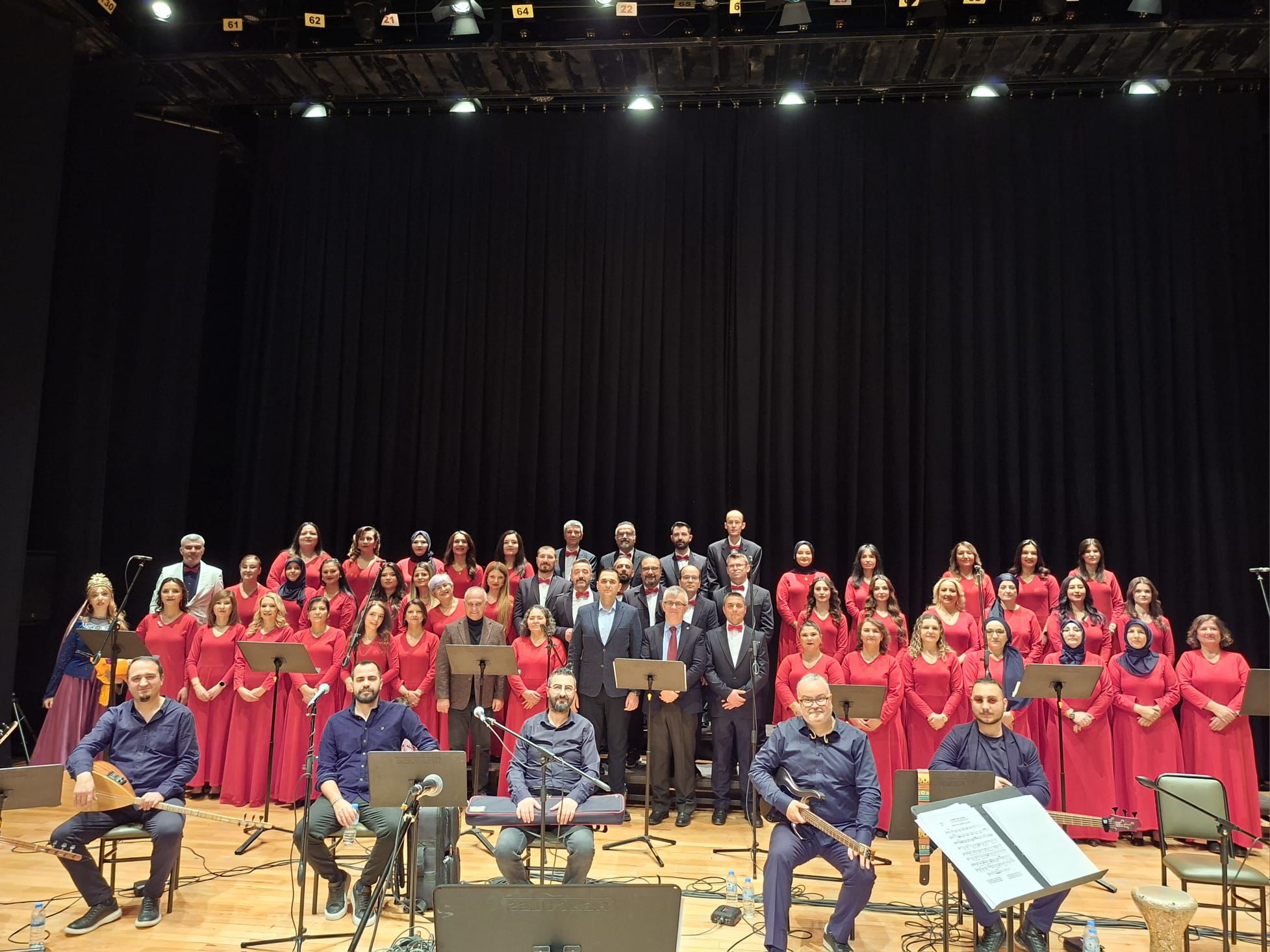 Eskişehir Şehir Hastanesi Türk Halk Müziği Topluluğu İkinci Konseriyle Sahne Alacak