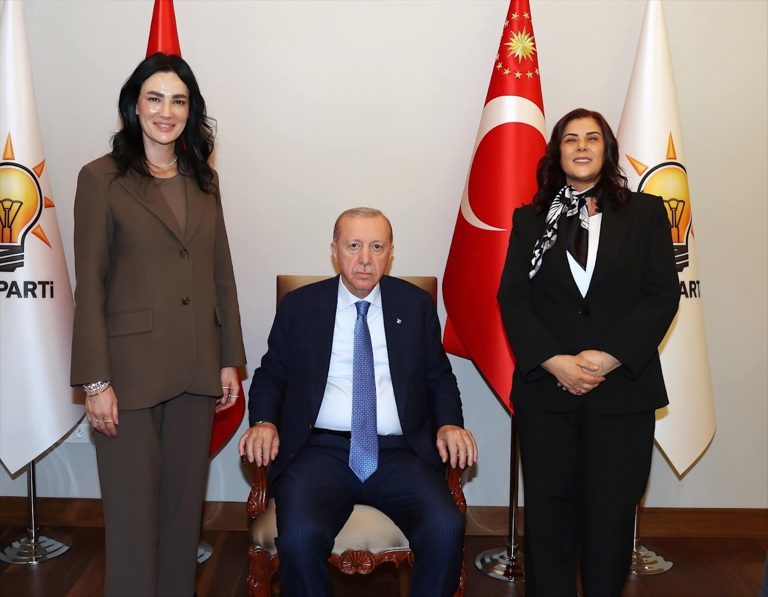 Özlem Çerçioğlu’ndan Cumhurbaşkanı Erdoğan’a Ziyaret
