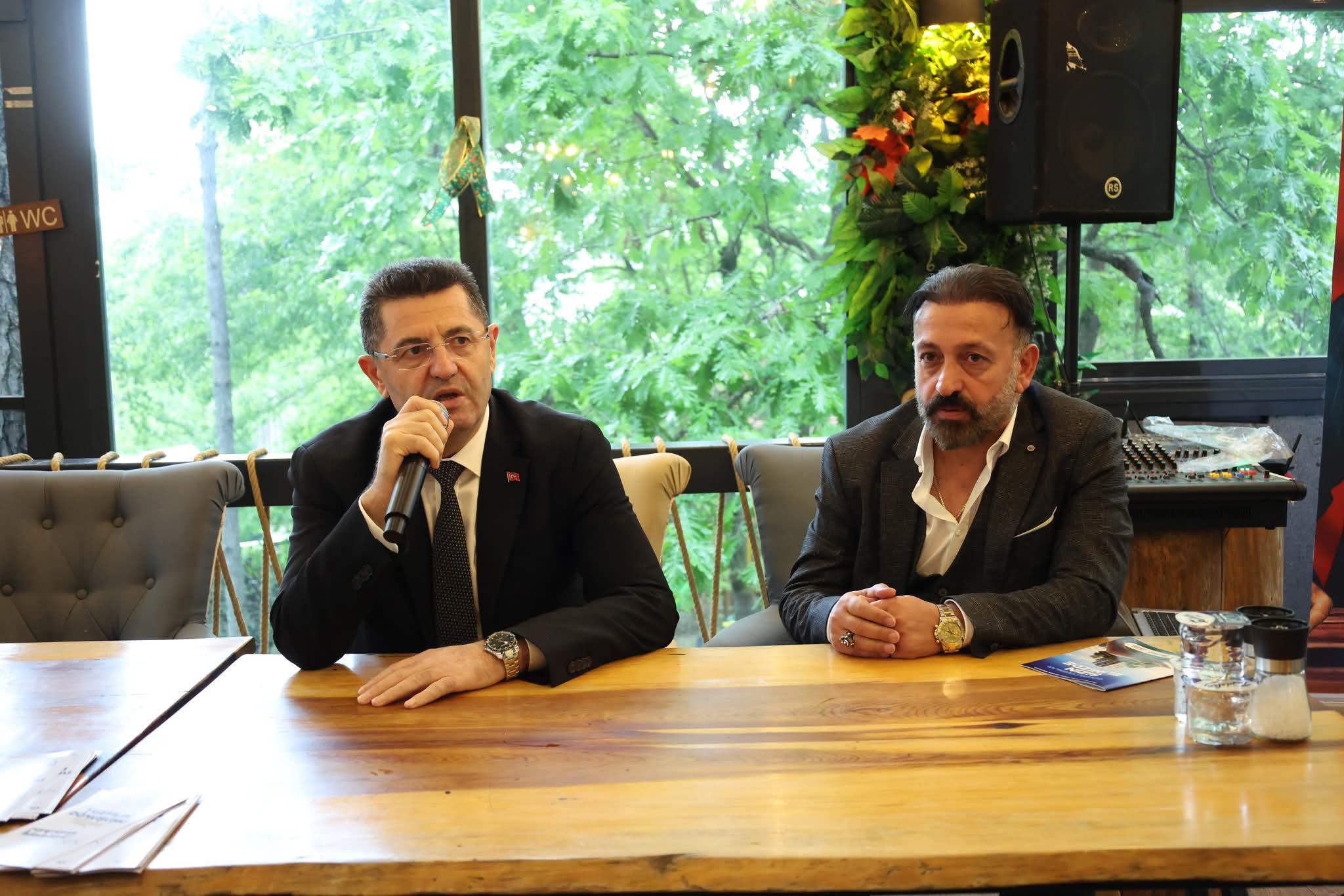 ÇEKMEKÖY’DE KENTSEL DÖNÜŞÜM İÇİN “ORTAK AKIL” BULUŞMASI: BAŞKAN ORHAN ÇERKEZ ÇEKMÜDER İLE BİR ARAYA GELDİ