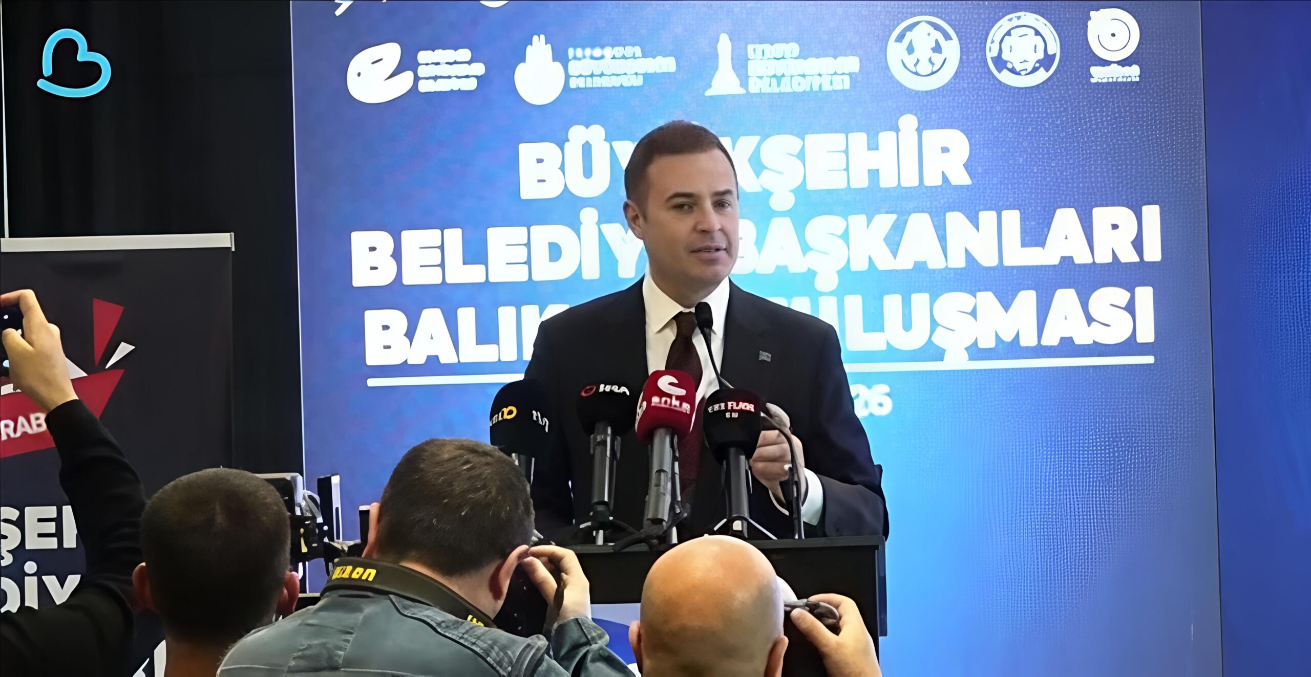 CHP’li Büyükşehir Belediye Başkanları Balıkesir’de Buluştu: "Baskılara Karşı Ortak Mücadele" Mesajı