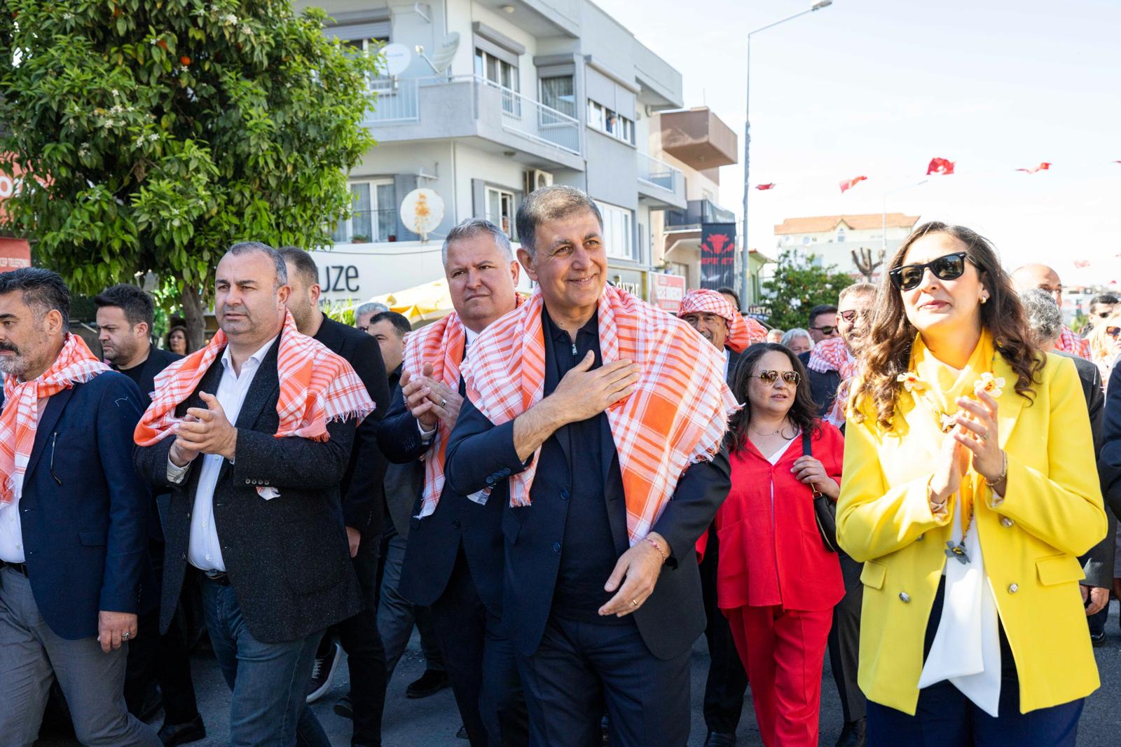 URLA ENGİNAR FESTİVALİ COŞKUYLA BAŞLADI: BAŞKAN TUGAY’DAN GASTRONOMİ VE TARIM VURGUSU