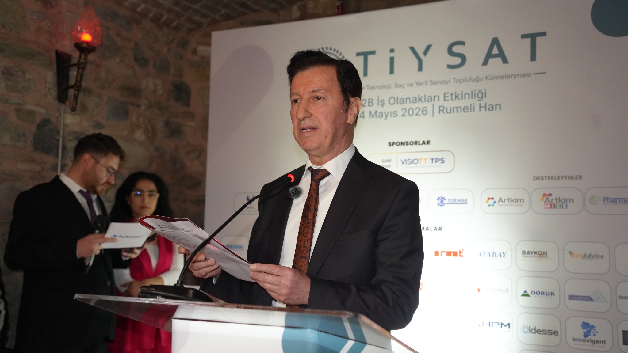 İstanbul’da Kritik İlaç Zirvesi: Yerli Üretim ve Sağlıkta Bağımsızlık Masaya Yatırıldı