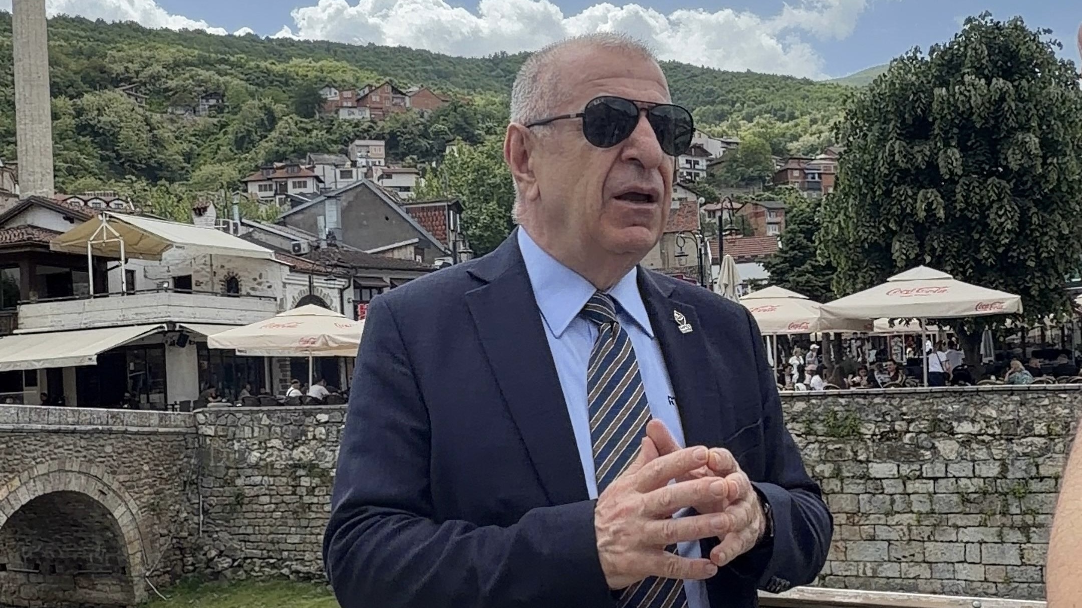 Ümit Özdağ Kosova’dan Mesaj Verdi: “Balkanlar ile Türkiye Arasında Güçlü Bir Dostluk Zemini Var”