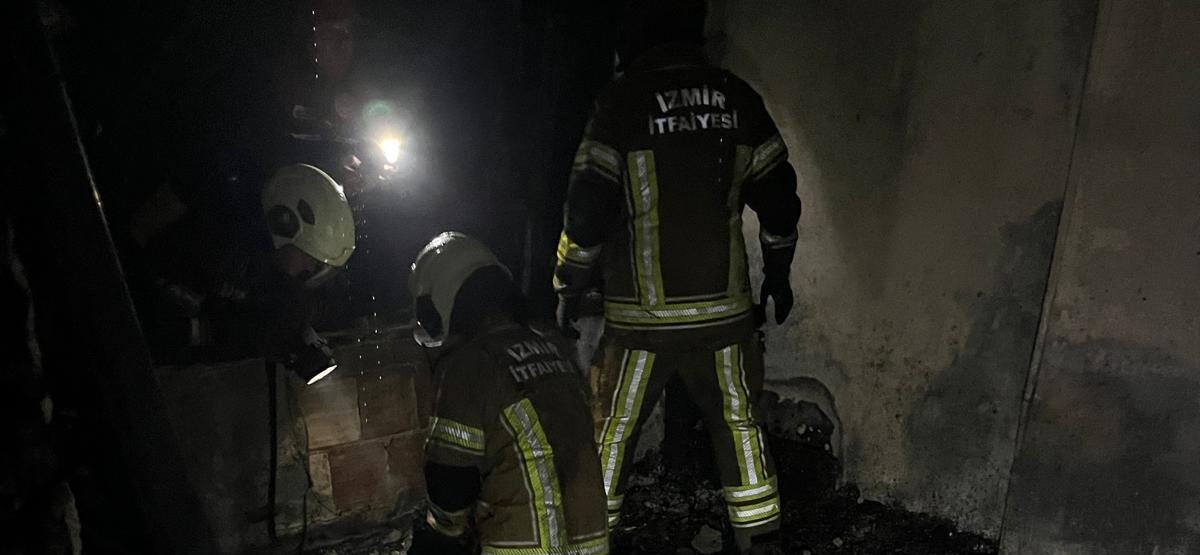 Konak’ta Gece Yarısı Yangını: Bir Çocuk Hayatını Kaybetti