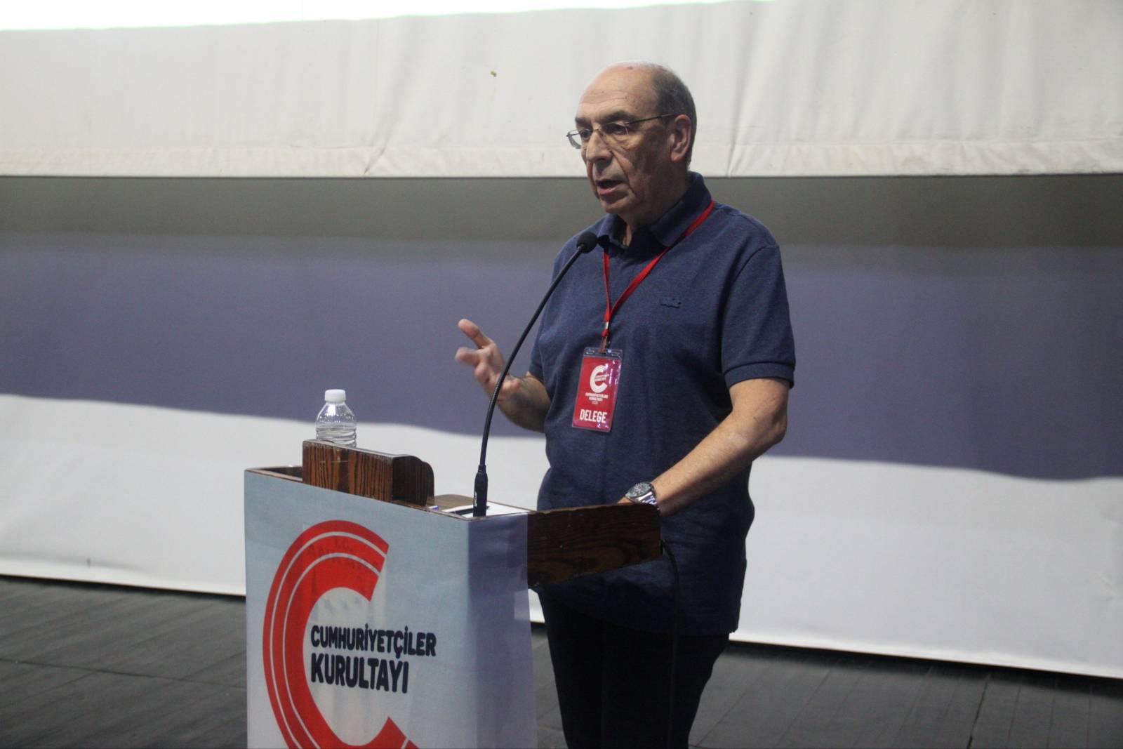 Cumhuriyetçiler Kurultayı 2026: “Kurtuluş ve Kuruluş” Vurgusu, NATO Karşıtı Çıkış ve Siyasal Alternatif Tartışmaları