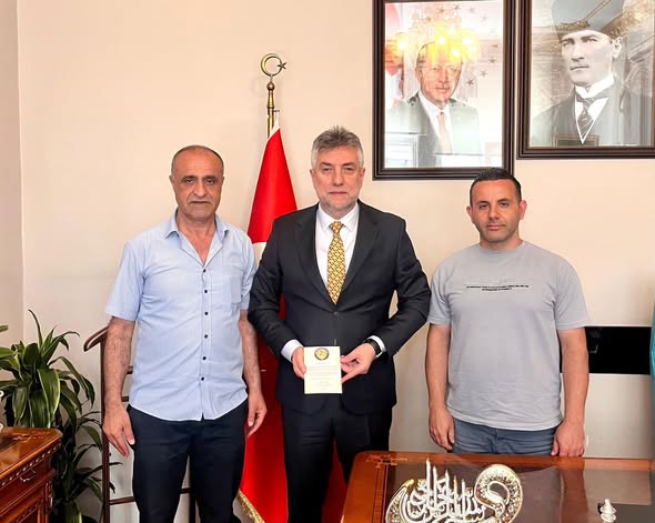 İSTANBUL İL SİVİL TOPLUMLA İLİŞKİLER MÜDÜRÜ İLHAN OCAKLI’YA ÇEKMEKÖY VE ŞİLE’DEN HAYIRLI OLSUN ZİYARETİ