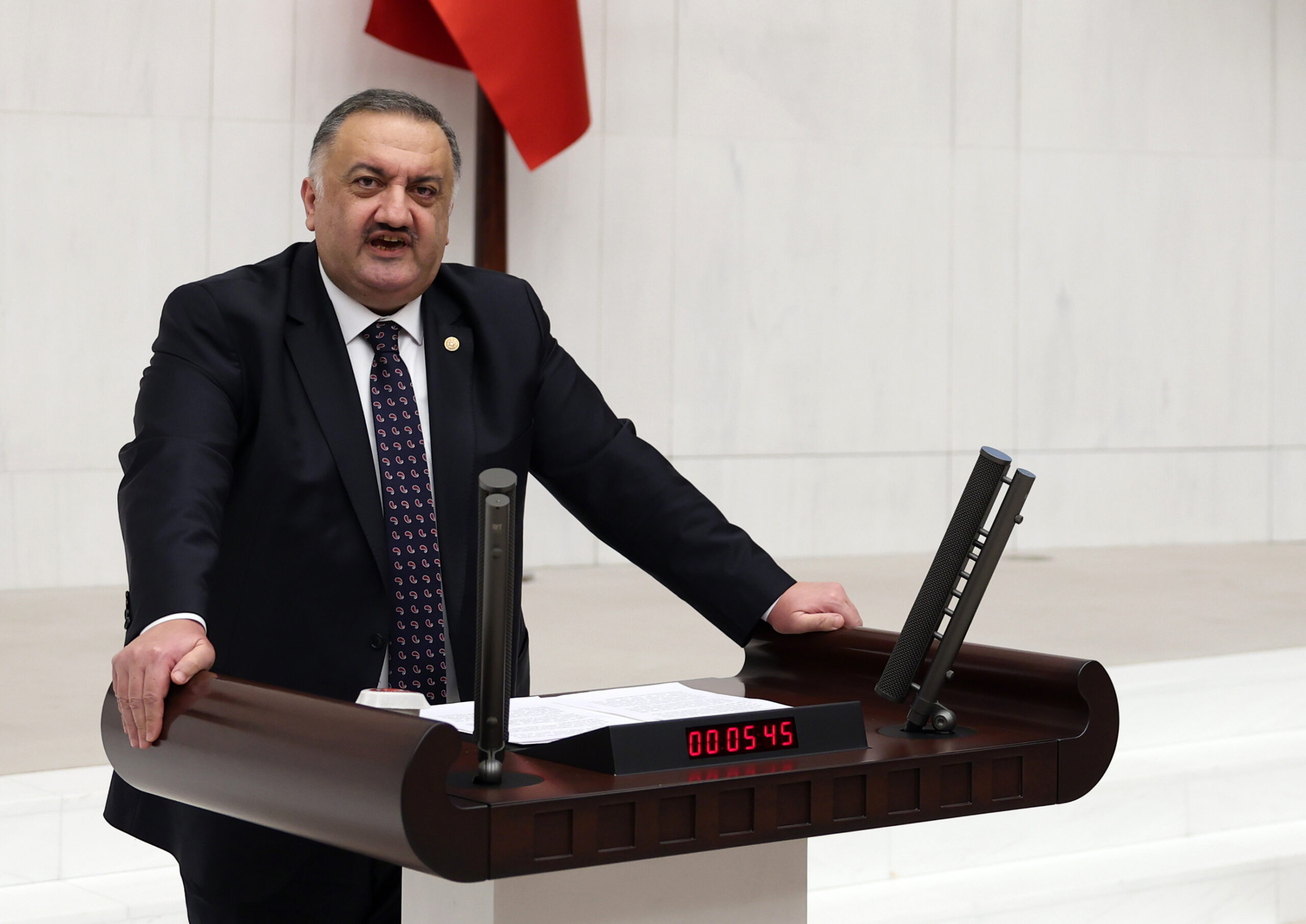 Hasan Karal: “Tarımın Temel Sorunu Üretim Değil, Üreticiyi Toprakta Tutacak Politikalardır”