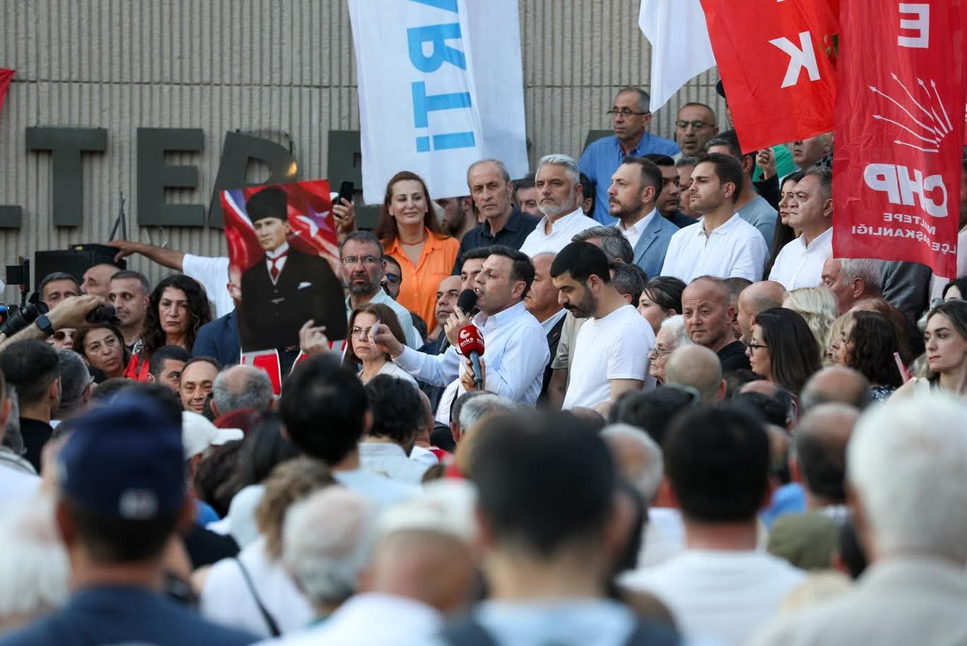 MALTEPE’DE “GEÇİM, ÖZGÜRLÜK, ADALET VE SEÇİM” YÜRÜYÜŞÜ