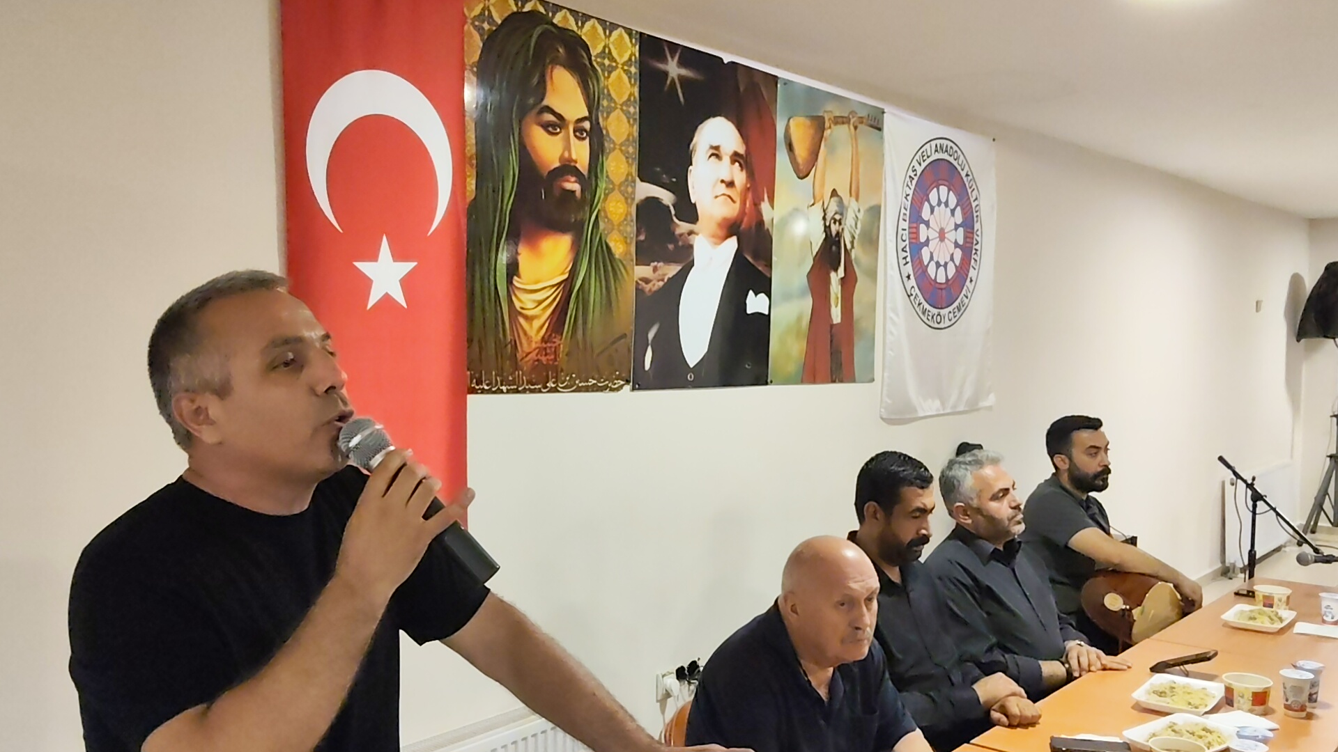 Çekmeköy Cemevi’nden Dünyaya Birlik Örneği: “Biz Kinle Değil, Sevgiyle Yol Yürümeyi Seçtik!”