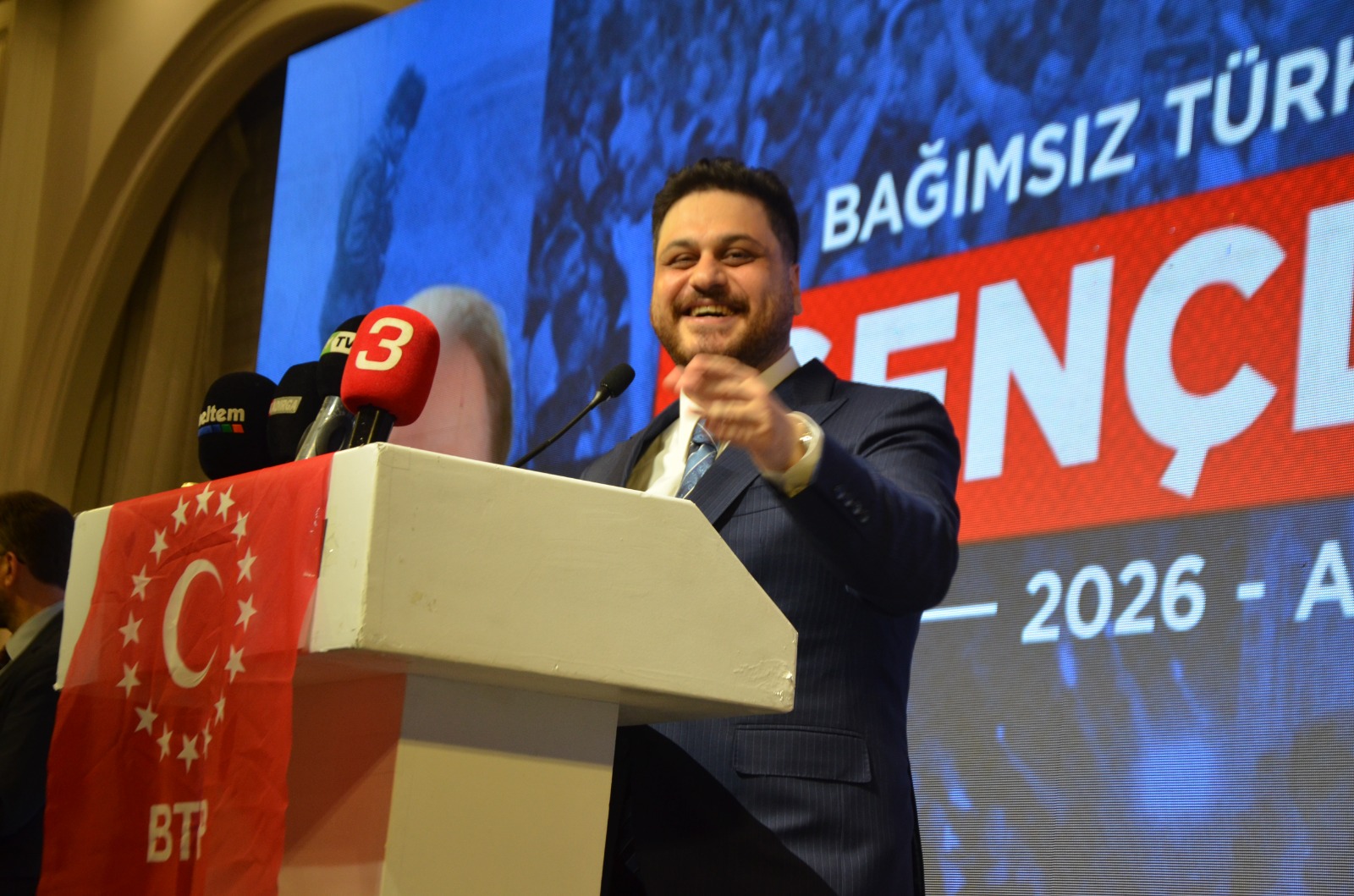 Hüseyin Baş Afyon'da Gençlere Seslendi: “Bizim Fikrimiz de, Rüyamız da Bağımsız Türkiye”