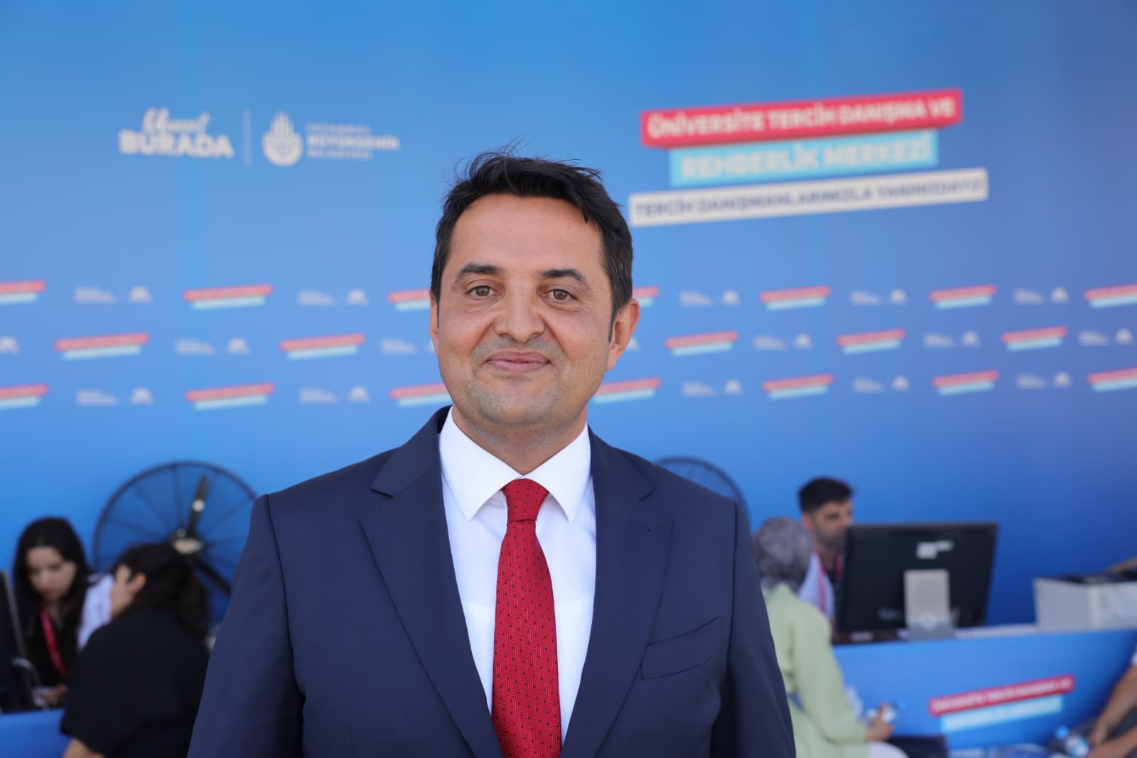 İBB’den YKS Adaylarına Ücretsiz Tercih Danışmanlığı