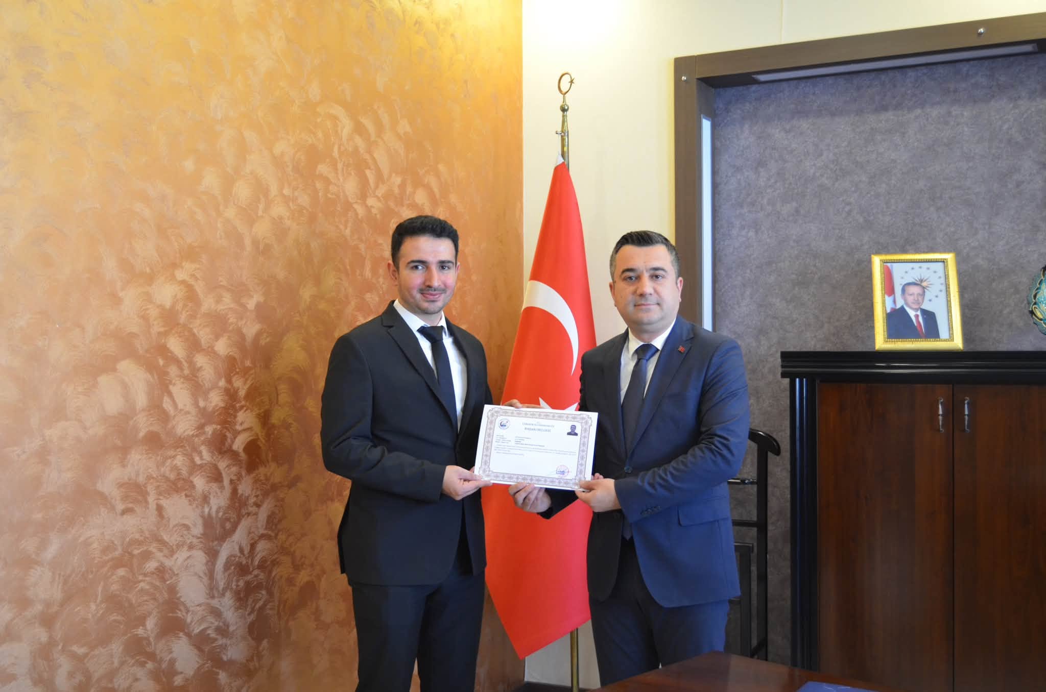 Çekerek Kaymakamı Can Kurt'tan Başhekim Süleyman Damla'ya Veda Ziyareti