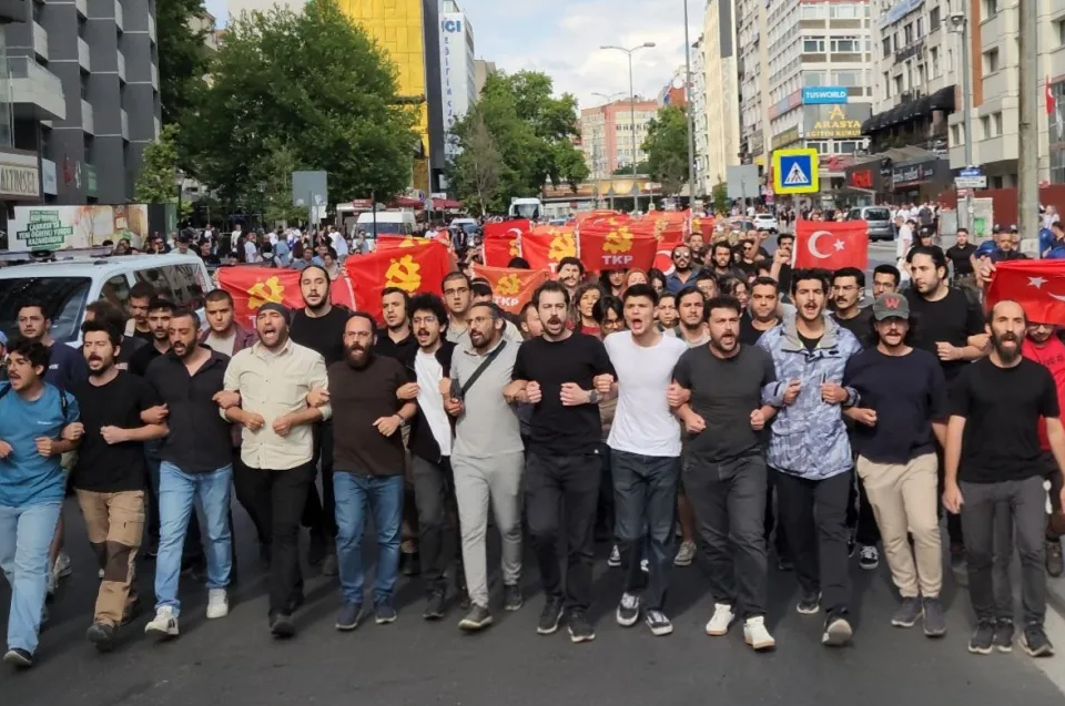 Gözaltına Alınan TKP’liler Serbest Bırakıldı: "Bu Memleketin Sahipsiz Olmadığını Gösterdik"