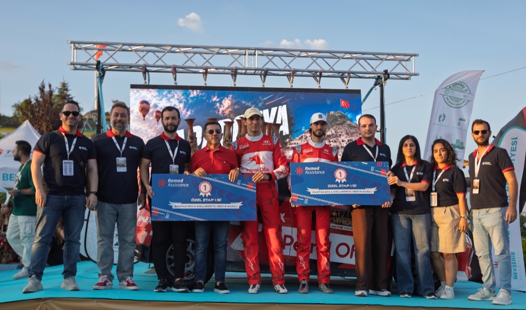 Kapadokya Rallisi’nde Kadın Çekici Operatörleri Damga Vurdu