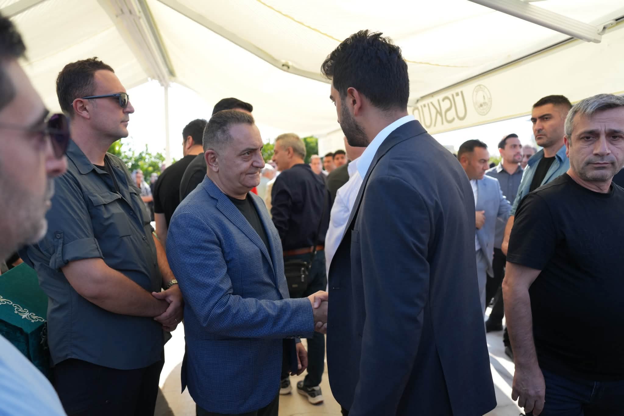 Eren Ali Bingöl’ün Taziye Paylaşımı Sosyal Medyayı Karıştırdı: “Hangi Yüzle Gidiyorsun O Cenazeye?”