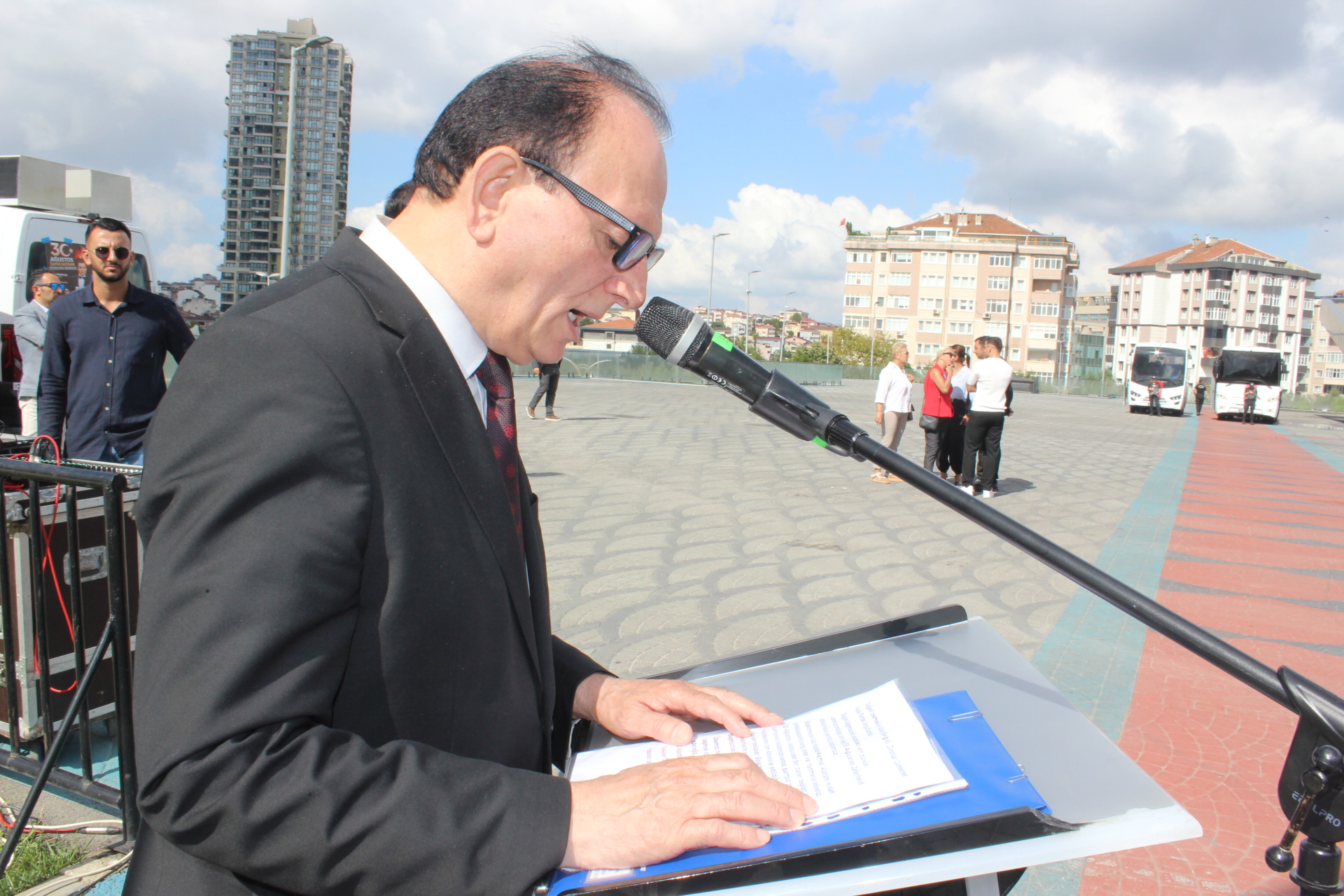 Çekmeköy’de 30 Ağustos Coşkusu: CHP İlçe Başkanı Halis Gerbaga’dan Birlik ve Cumhuriyet Mesajı