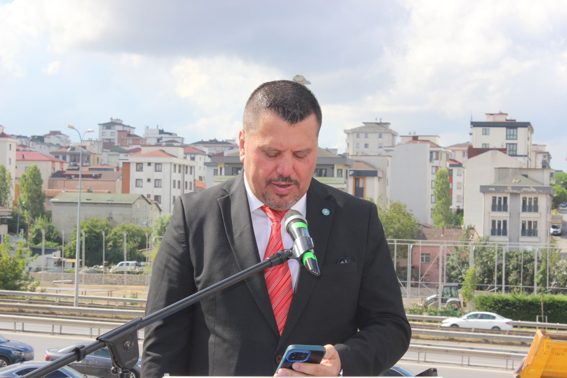 İYİ Parti Çekmeköy İlçe Başkanı Serdar Kemik’ten 30 Ağustos Mesajı: “Bu Zafer, İnancın ve Bağımsızlığın Zaferidir”