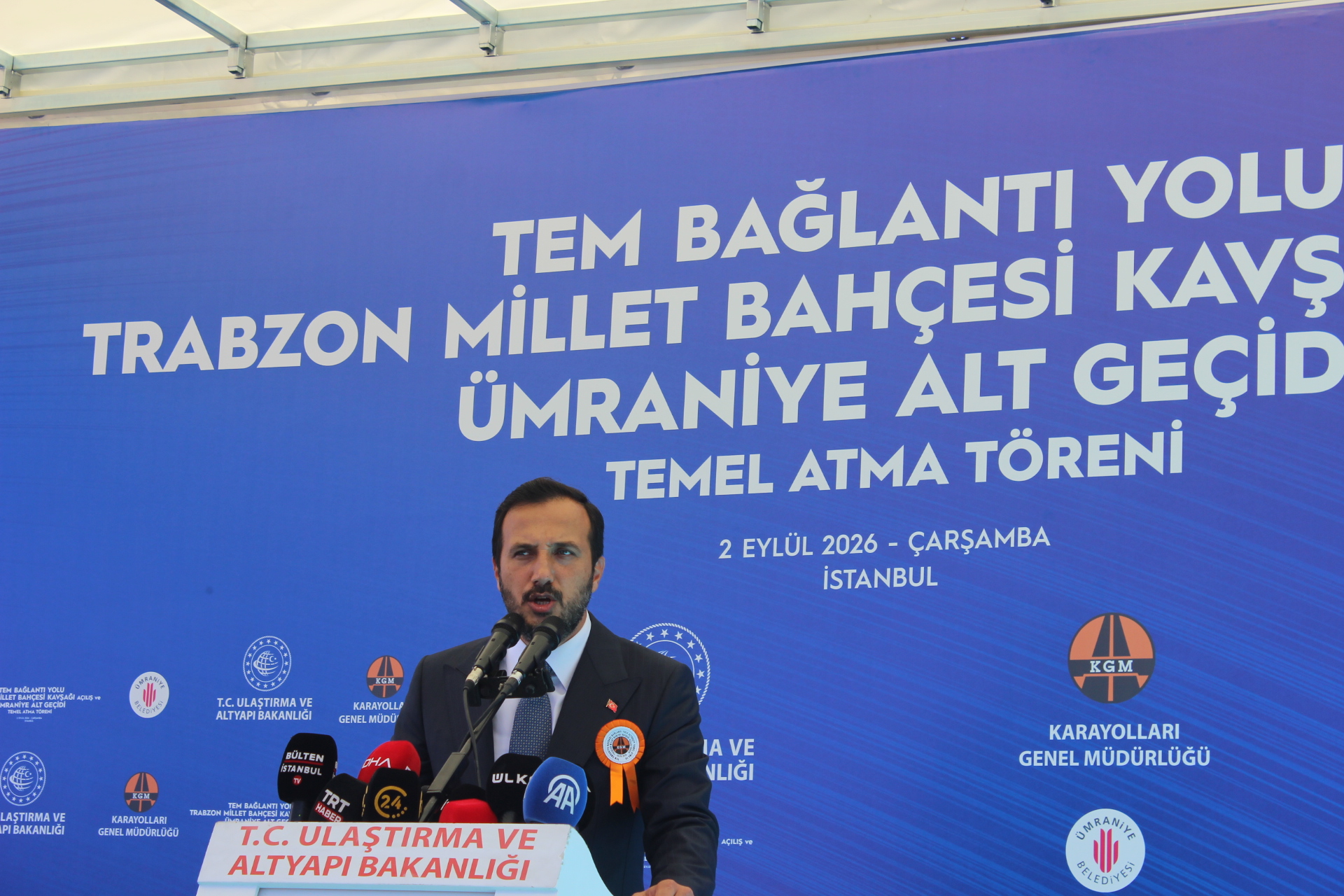 AK Parti İstanbul İl Başkanı Abdullah Özdemir Ümraniye’de konuştu: “Büyükşehir hizmet seferberliğine aynı karşılığı vermiyor”