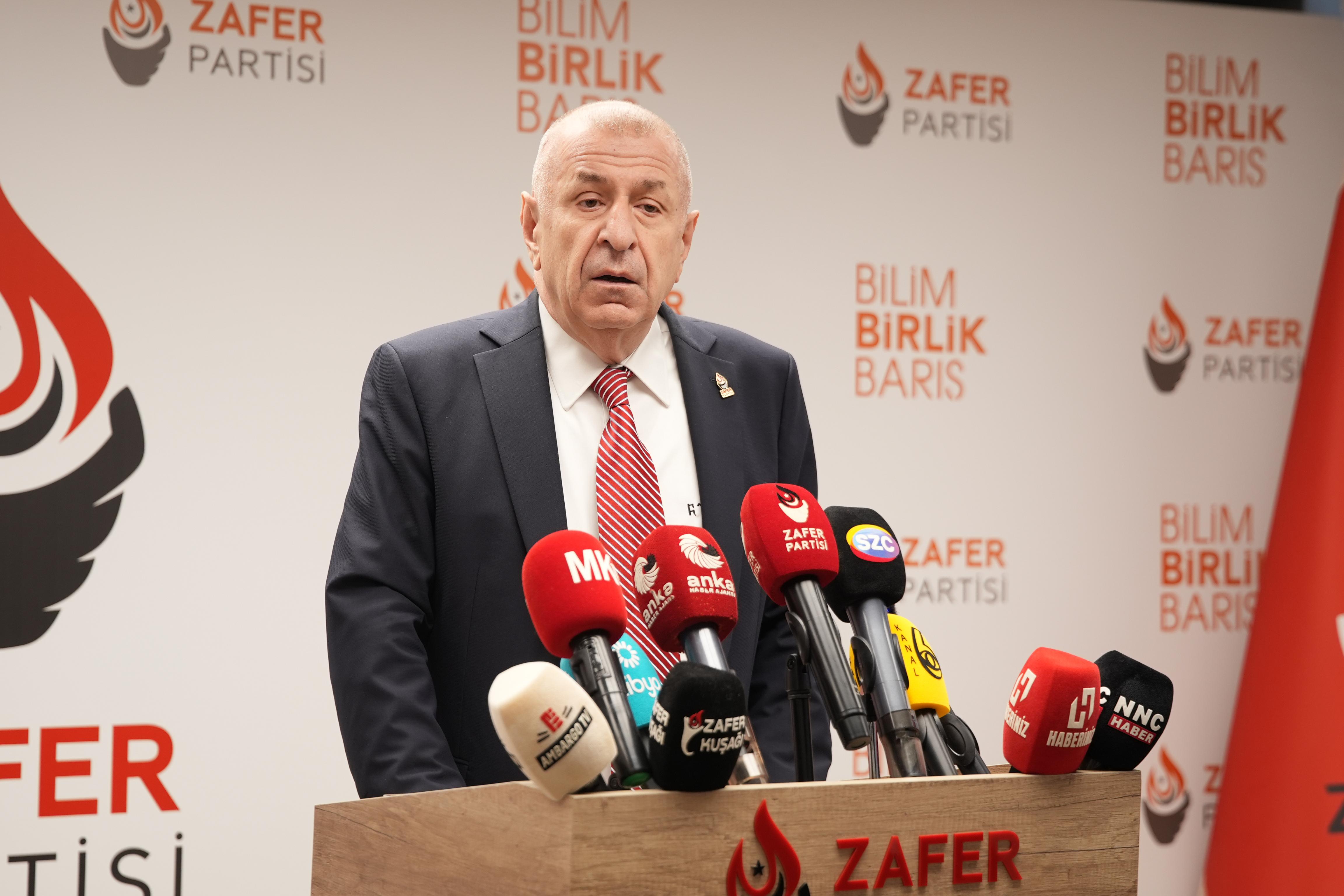 “TÜRK EKONOMİSİNİN AYARINI AK PARTİ'NİN DÜZELTME İMKÂN VE KABİLİYETİ YOK”