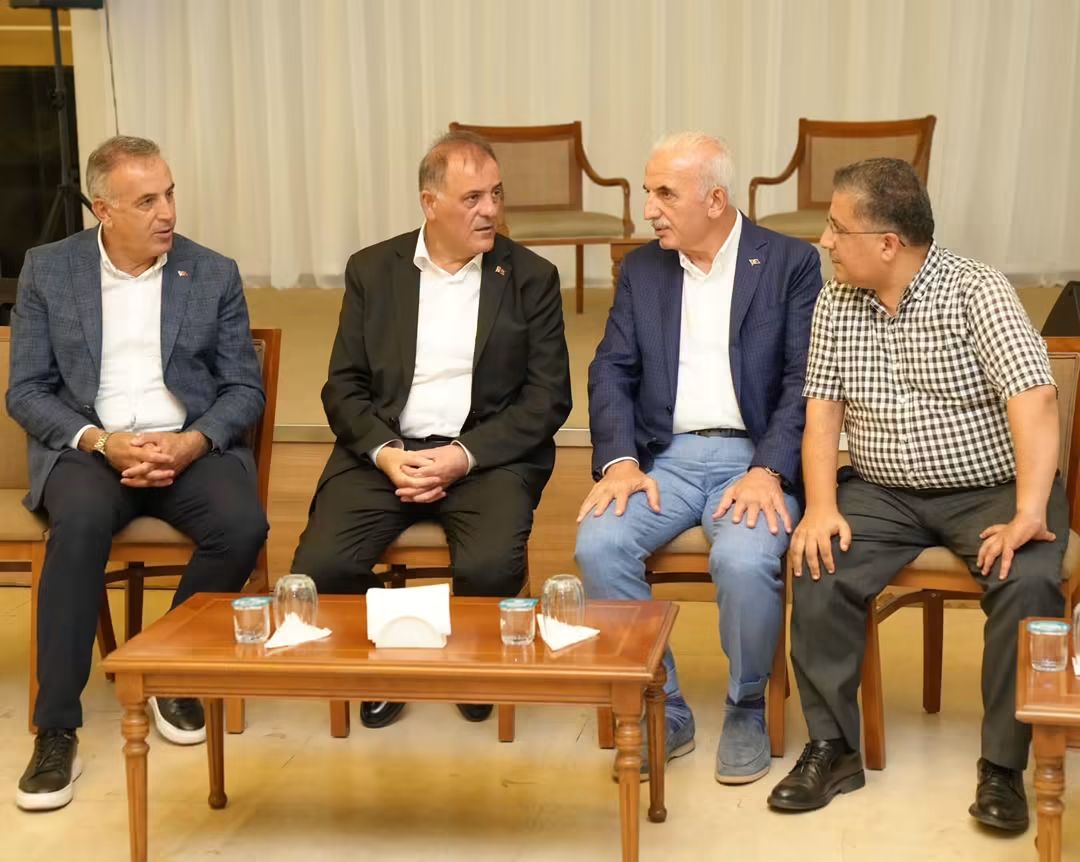 İsmet Yıldırım ve Salim Çetinkaya’dan Nuri Aslan’a Taziye Ziyareti