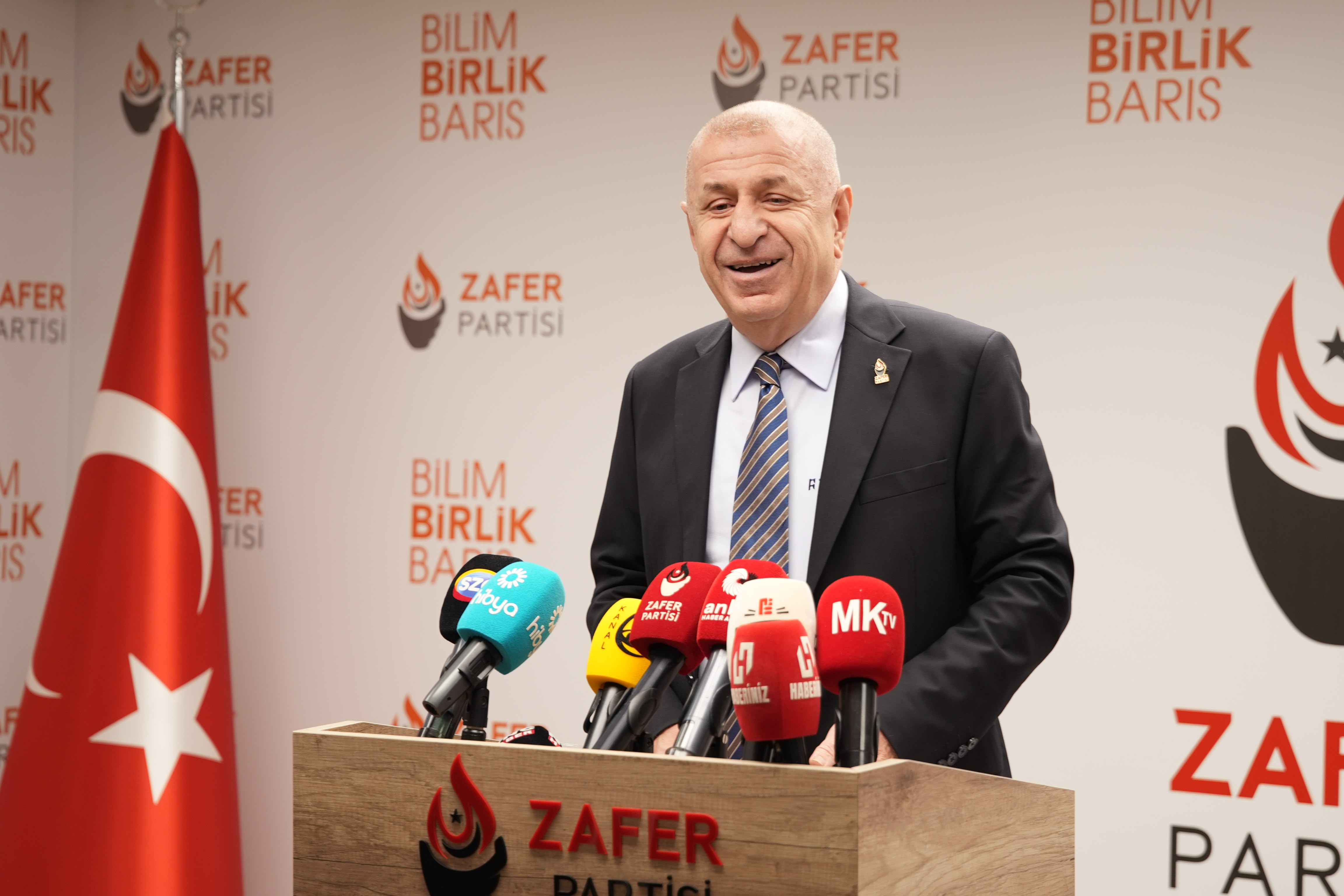 Ümit Özdağ’dan Eğitim, Anayasa, PKK Süreci ve Ekonomi Eleştirileri