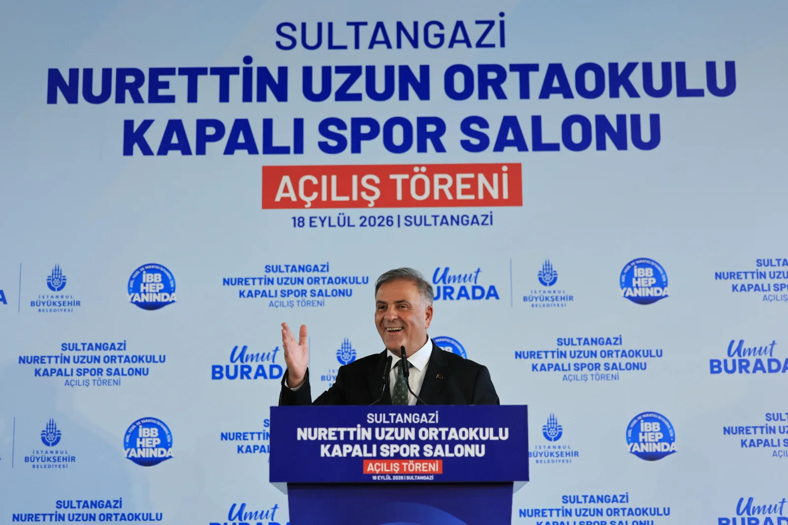 SULTANGAZİ’DE NURETTİN UZUN ORTAOKULU’NA MODERN SPOR SALONU