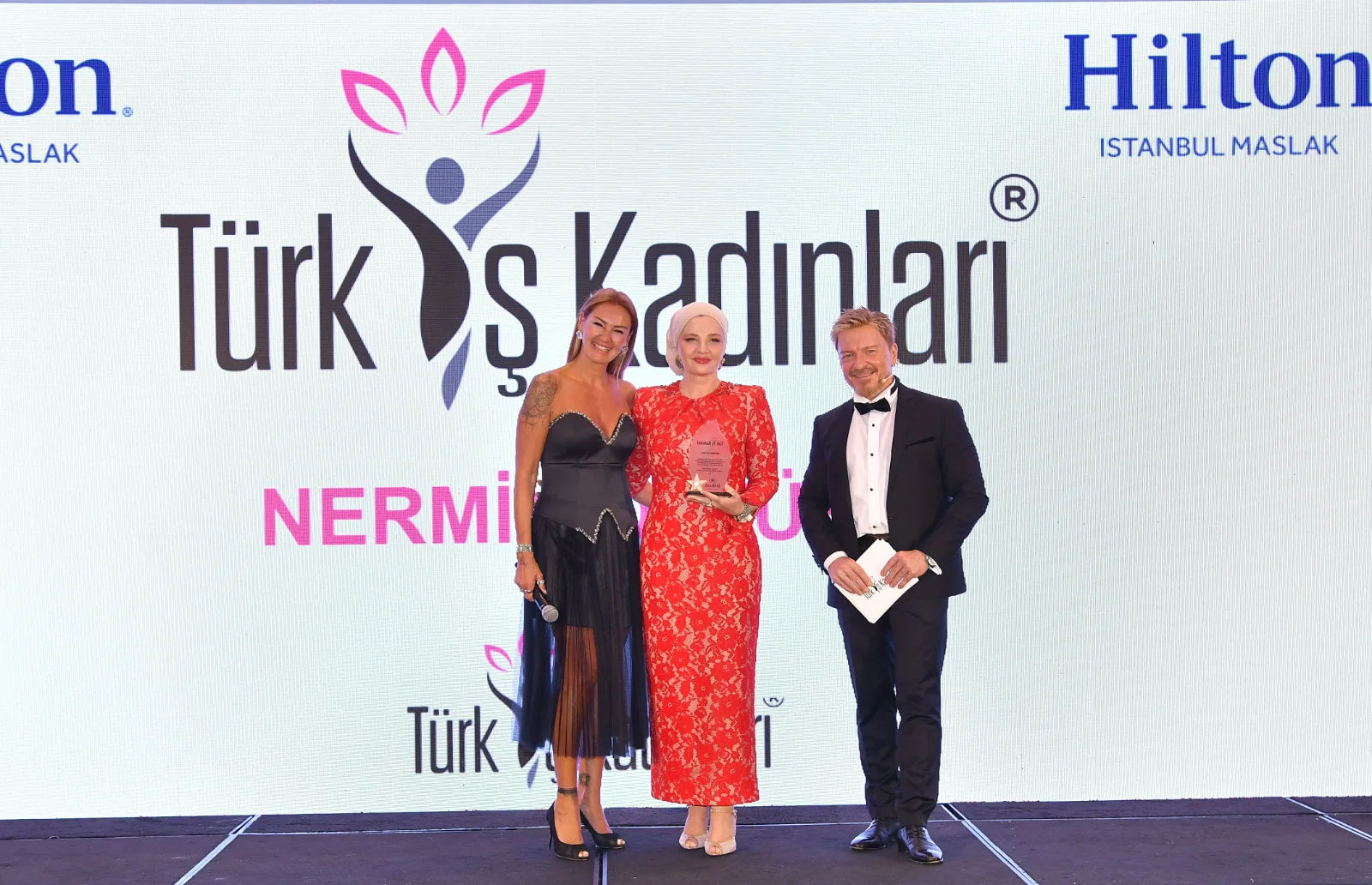 Türk İş Kadınları Plaket Töreni İstanbul’da Gerçekleştirildi