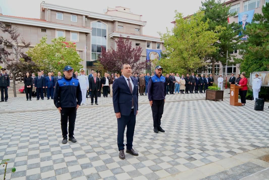 Mansur Yavaş’ın İstifası Ankara’da Siyasi Dengeleri Hareketlendirdi: Peş Peşe İstifalar Geldi