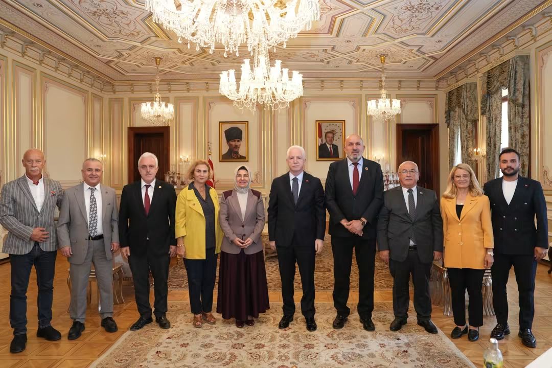 İstanbul Valisi Davut Gül, Muhtarlar Heyetini Kabul Etti