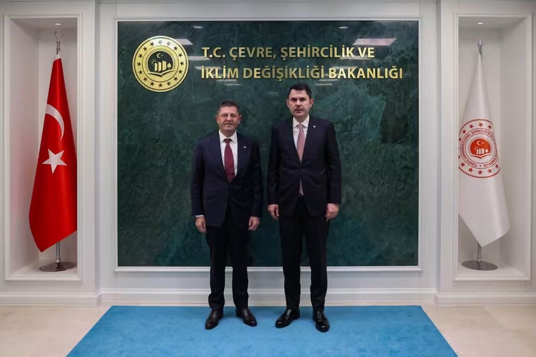 Çekmeköy için Ankara’da önemli temas: Başkan Orhan Çerkez’den Bakan Kurum’a proje sunumu