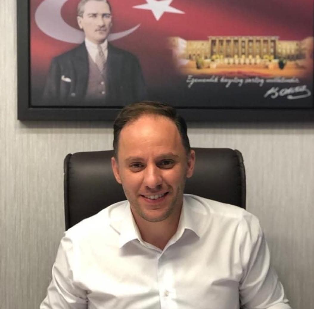 Deniz Yavuzyılmaz’dan sert açıklama: “Eşim üzerinden saldırmak itibar suikastı ve susturma girişimidir”